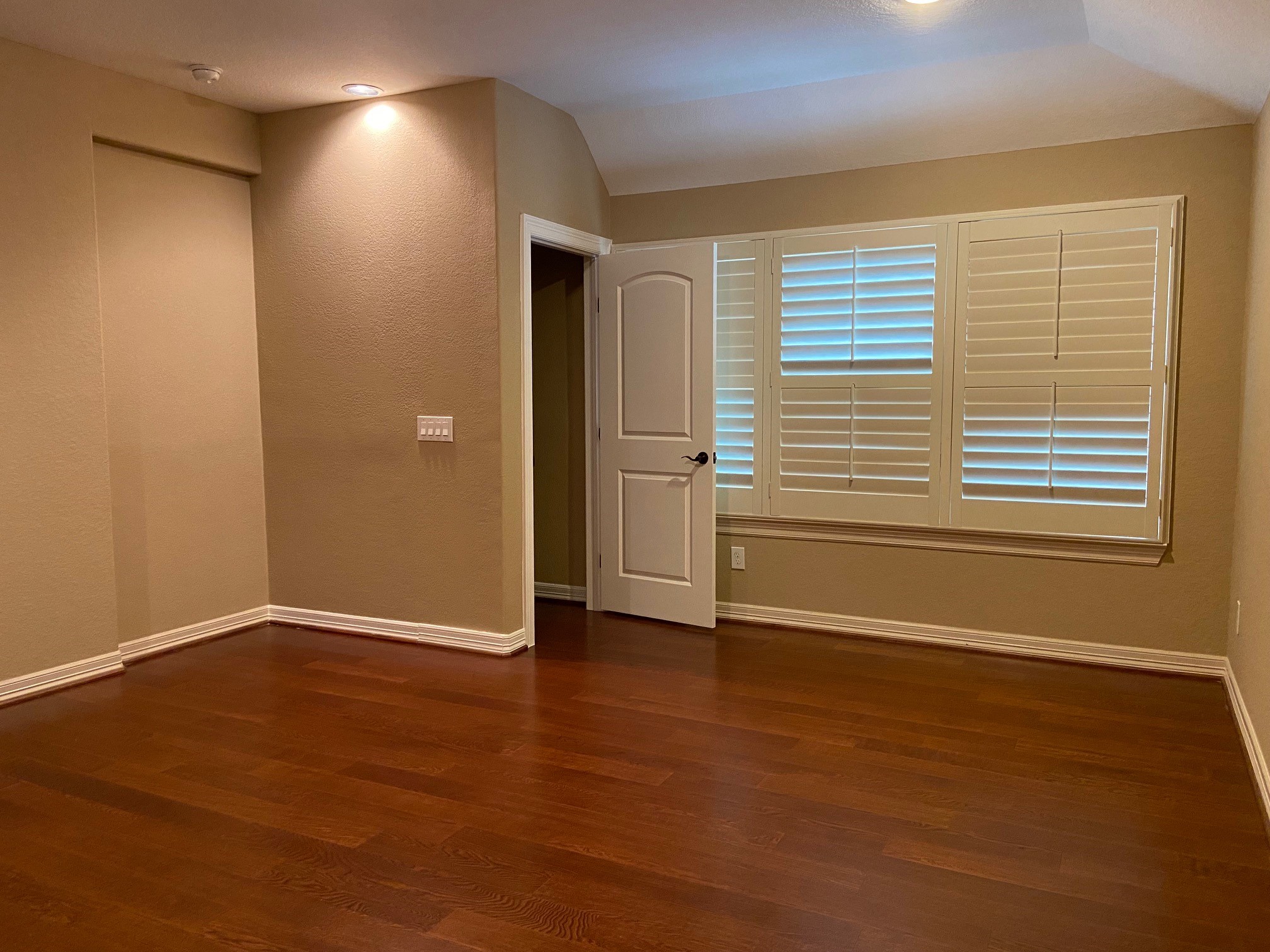 5014 Fairford Drive Property Photo 34