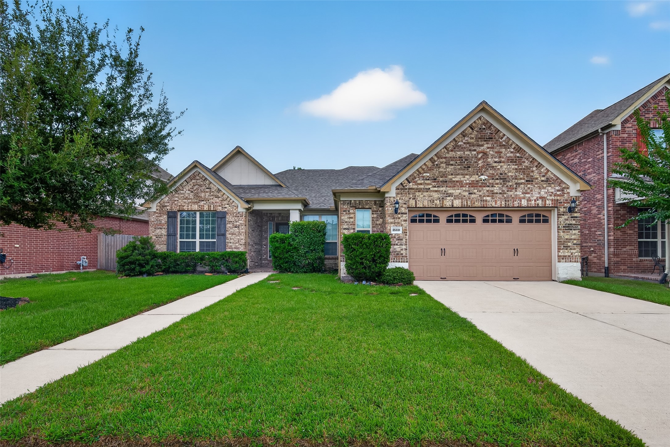 25331 Celtic Terrace Drive Property Photo 1