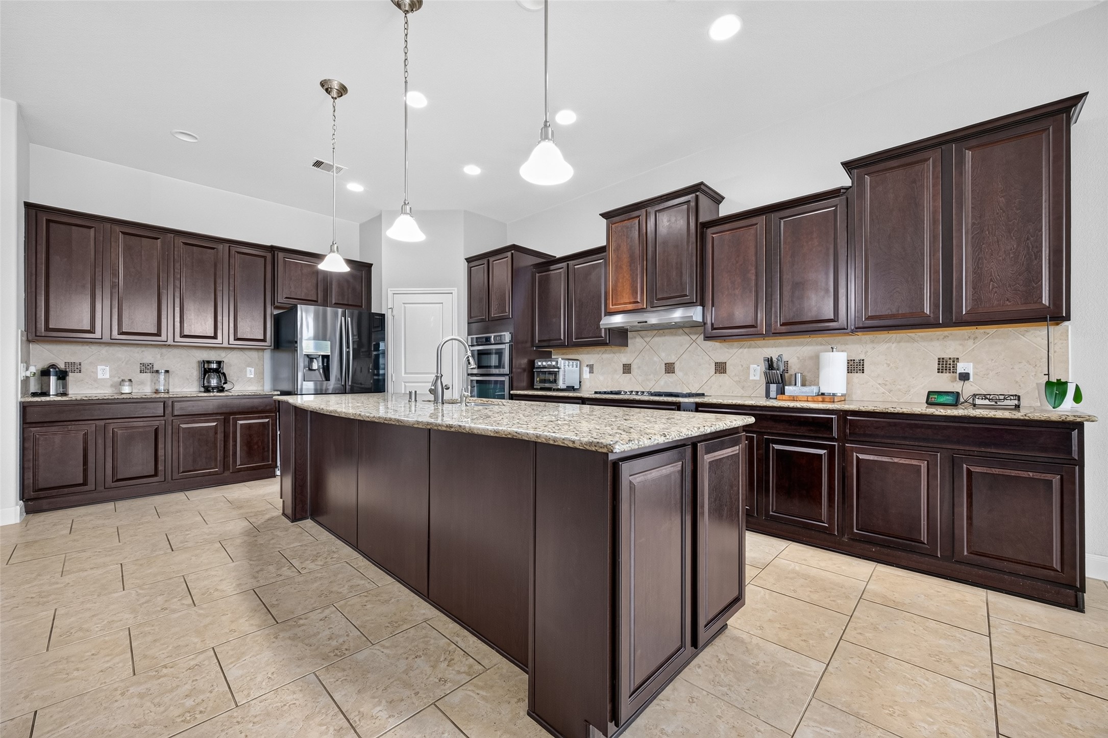 25331 Celtic Terrace Drive Property Photo 11
