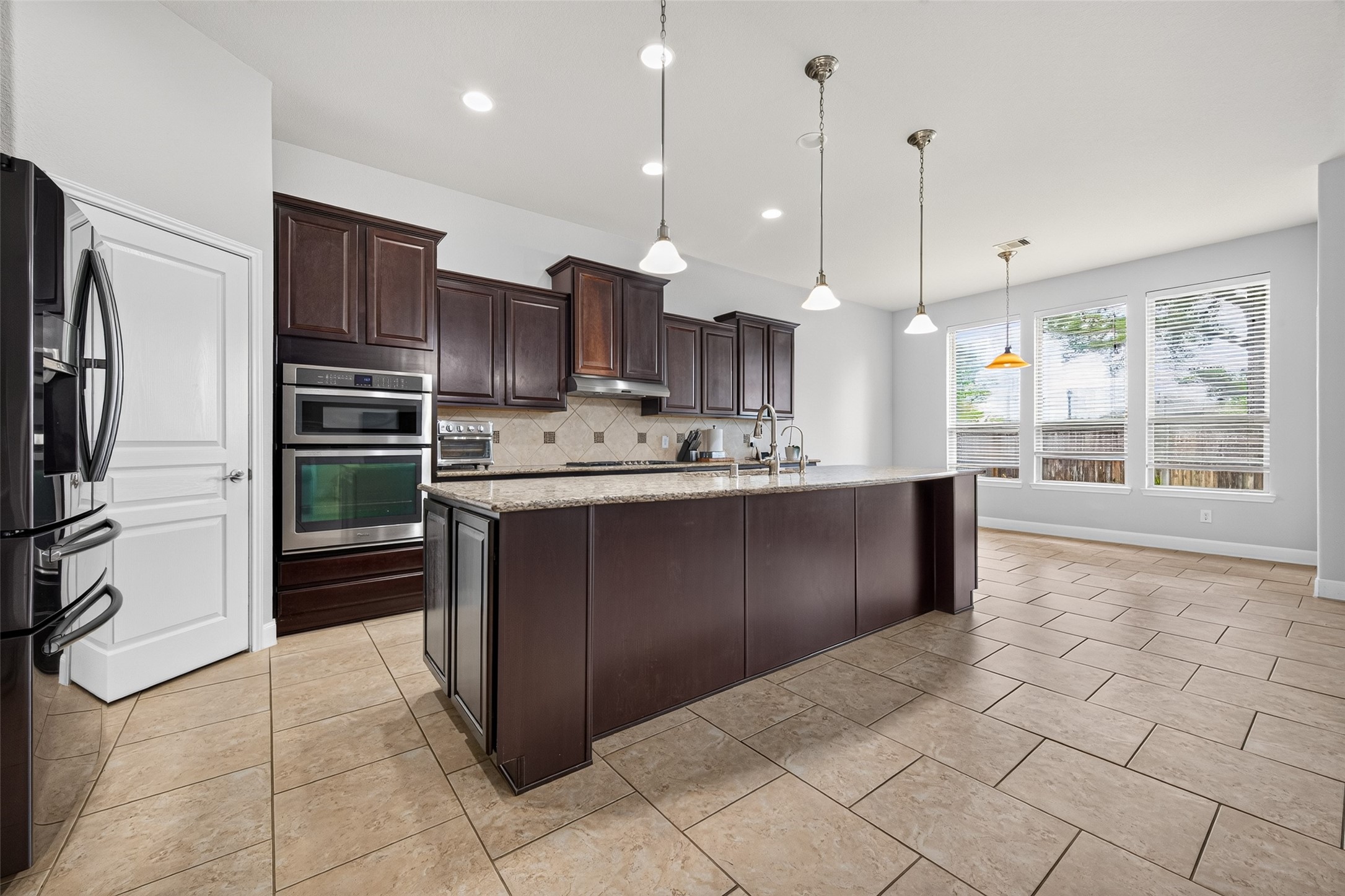 25331 Celtic Terrace Drive Property Photo 13