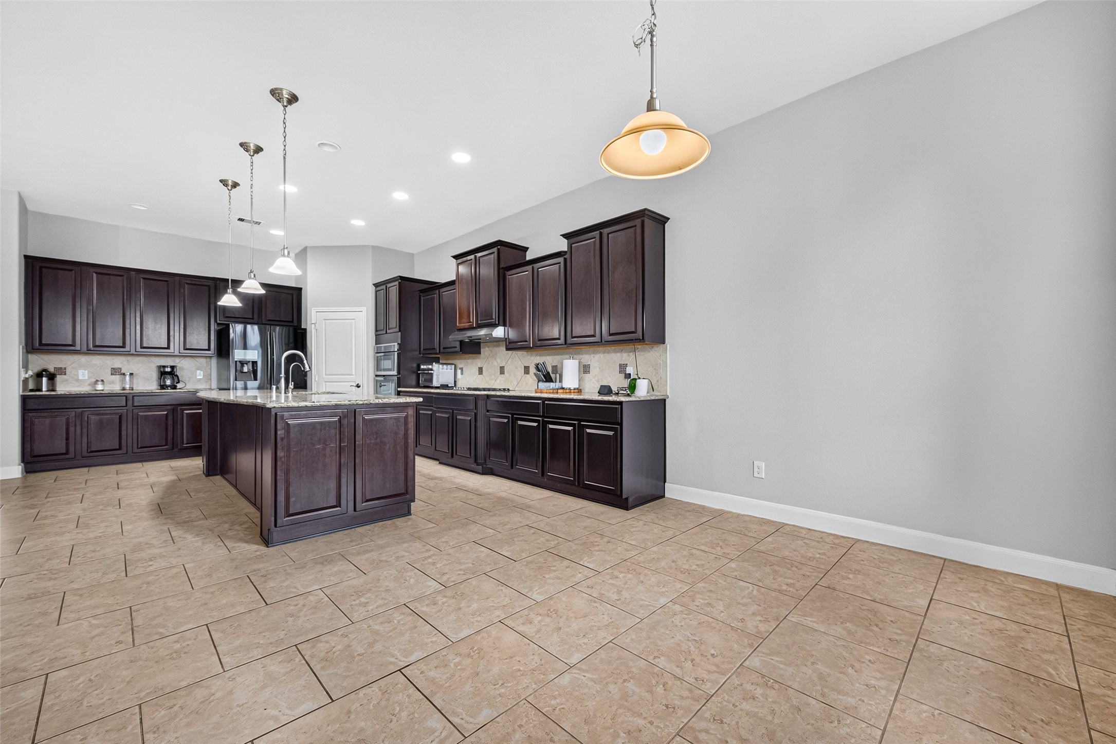 25331 Celtic Terrace Drive Property Photo 16