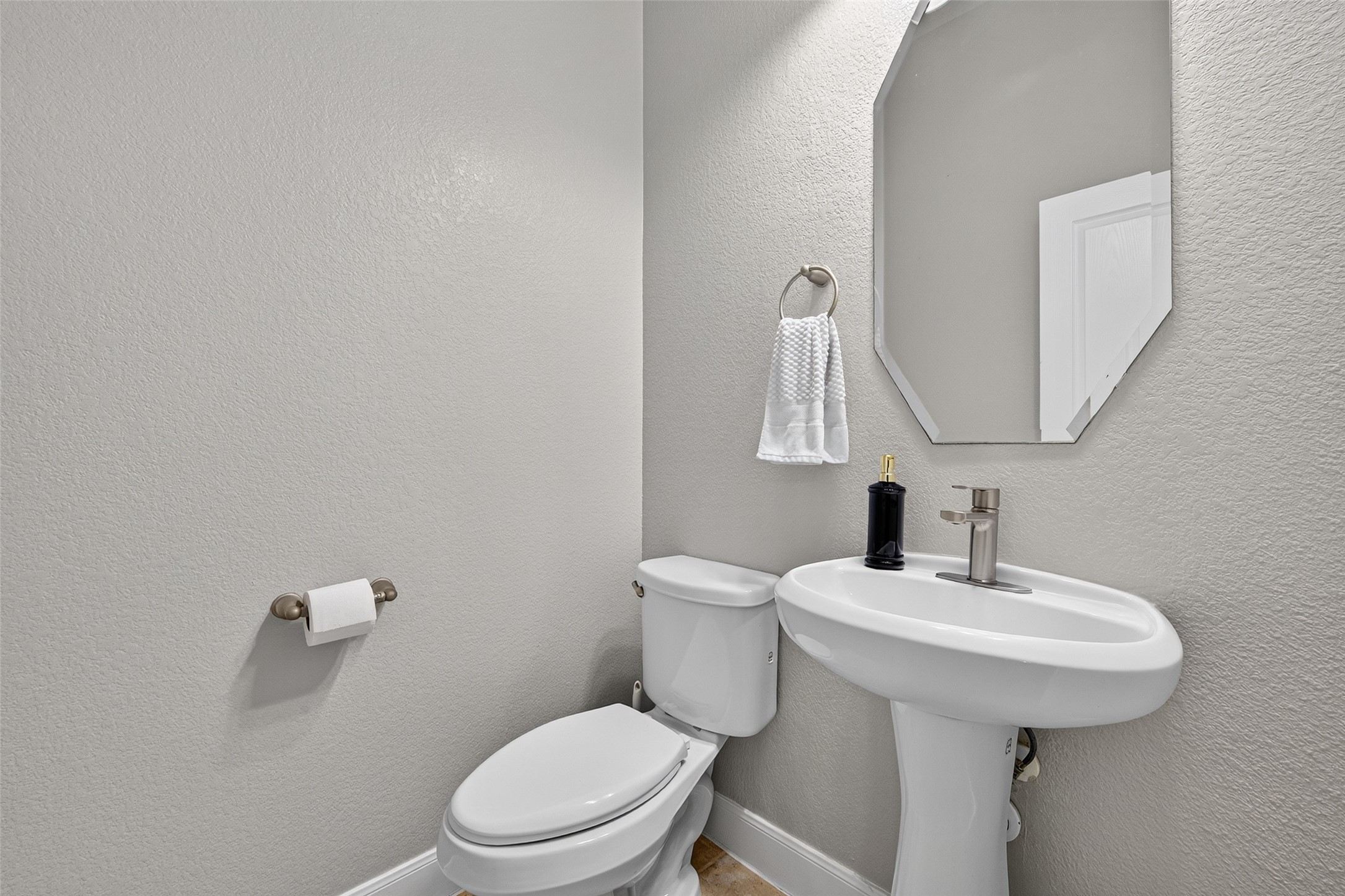 25331 Celtic Terrace Drive Property Photo 19