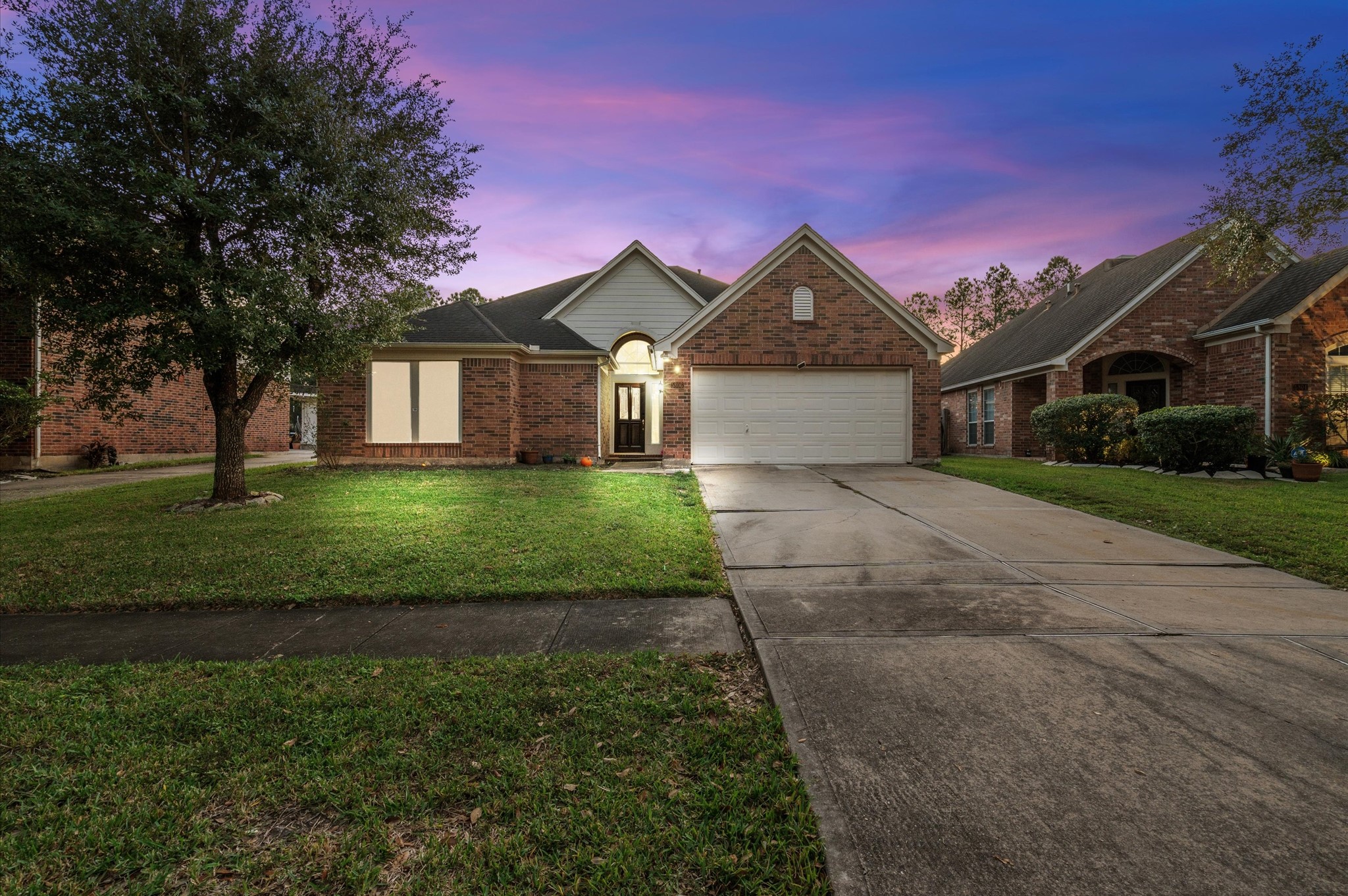 5806 Windy Knoll Lane Property Photo 1