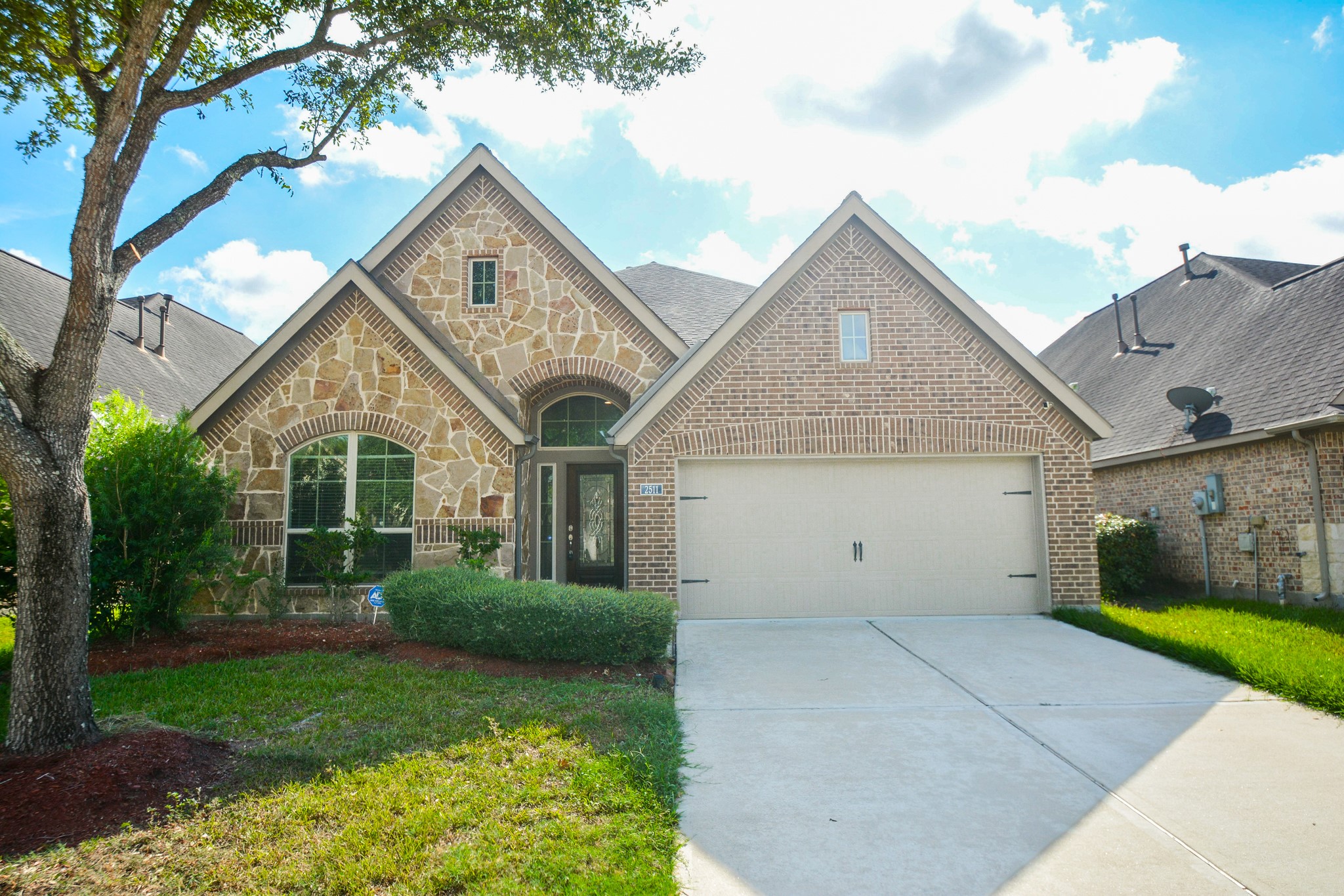 2511 Mountain Sage Drive Property Photo 1