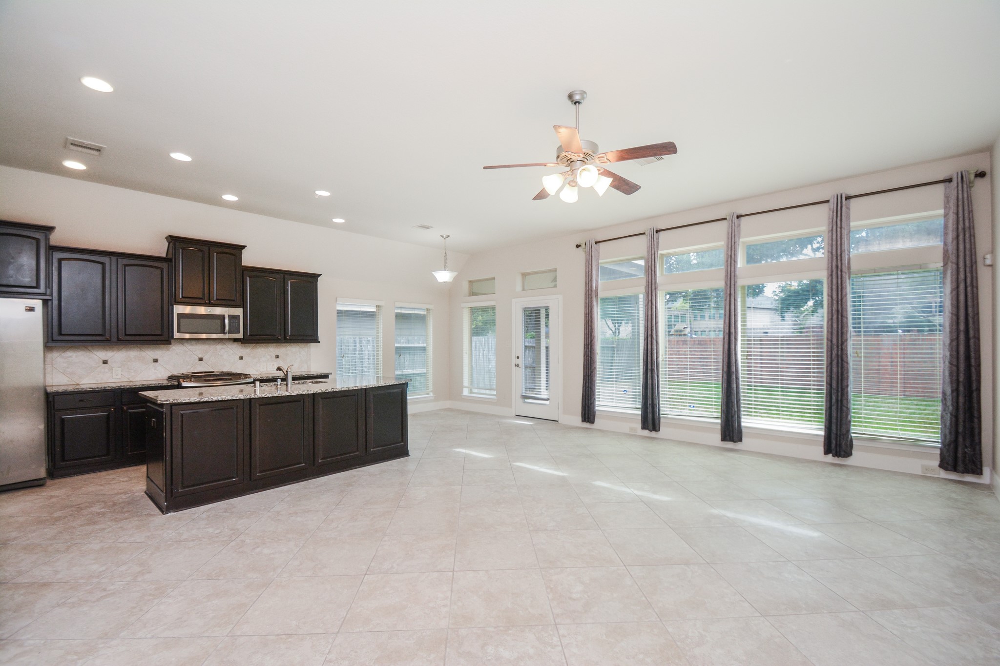 2511 Mountain Sage Drive Property Photo 12