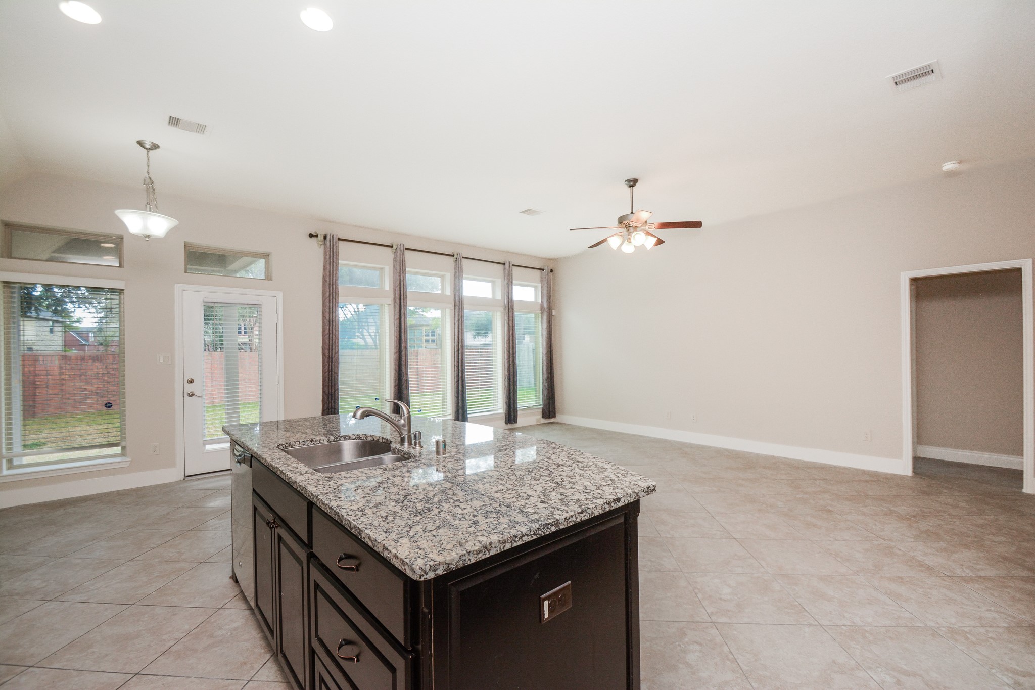 2511 Mountain Sage Drive Property Photo 15
