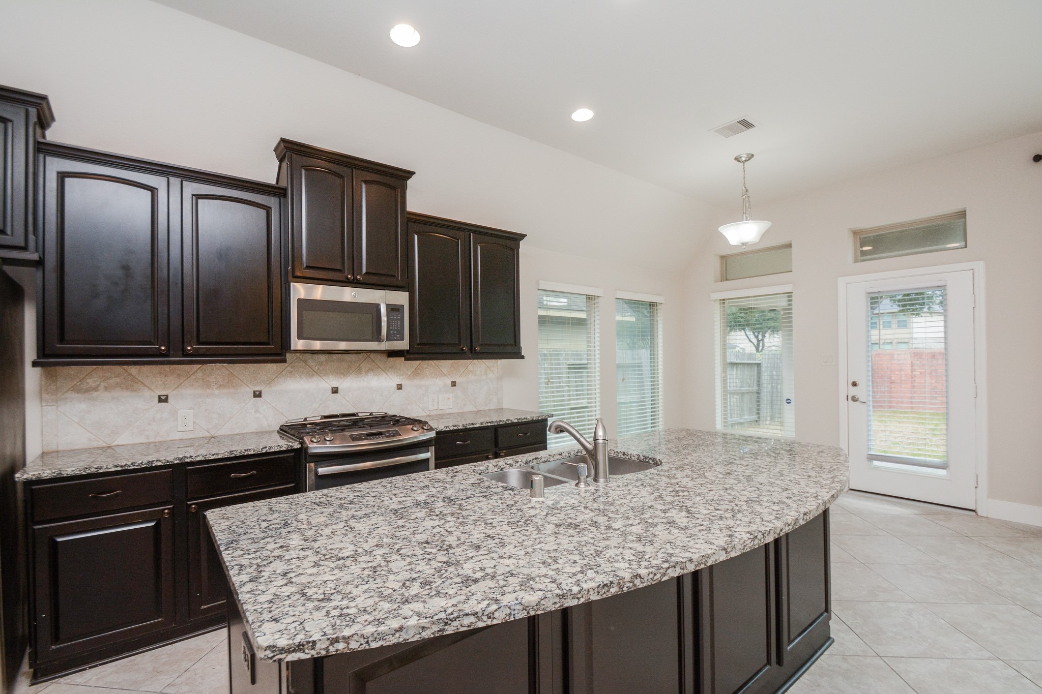 2511 Mountain Sage Drive Property Photo 22