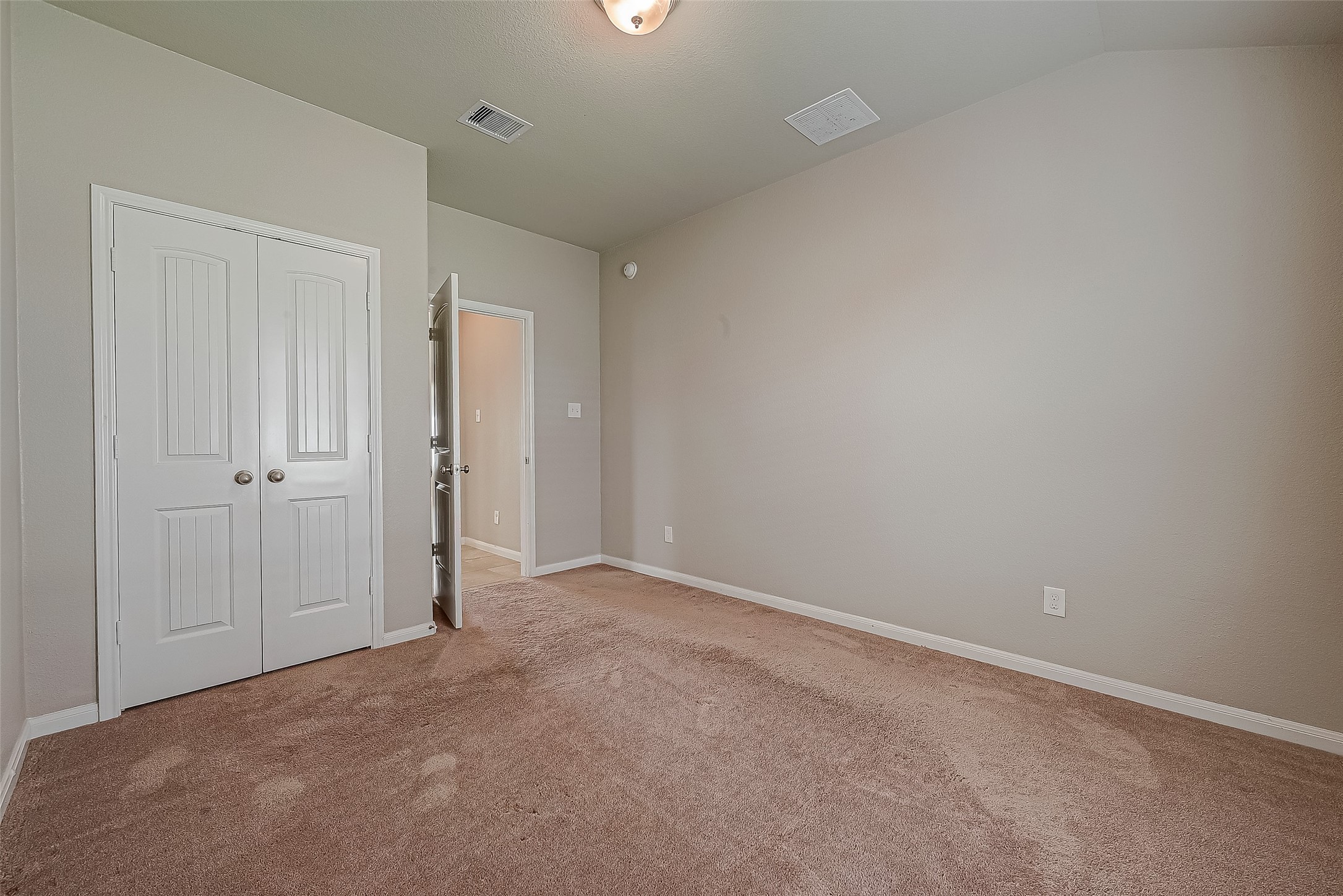 21514 Autumn Summit Street Property Photo 17