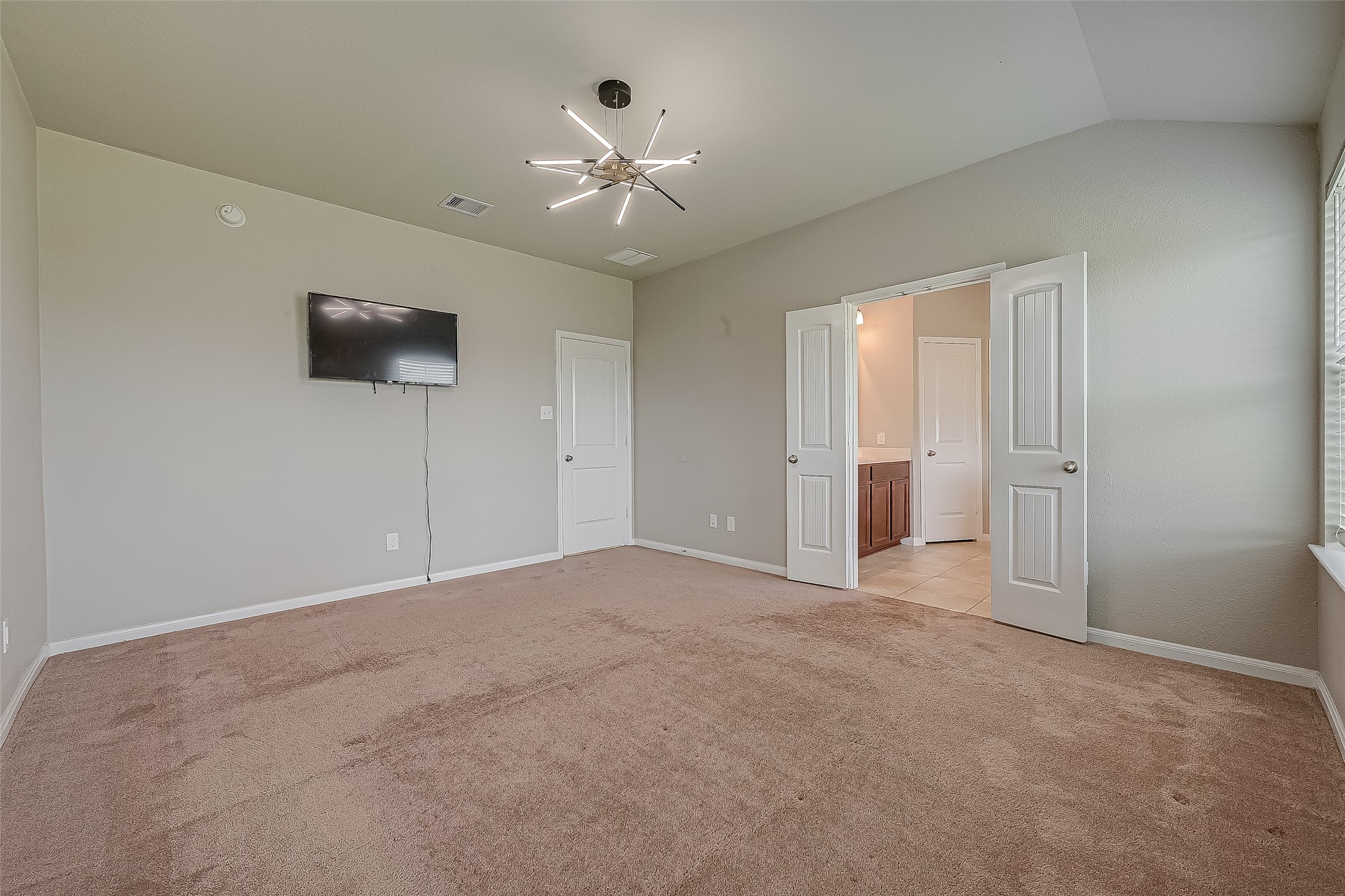 21514 Autumn Summit Street Property Photo 19