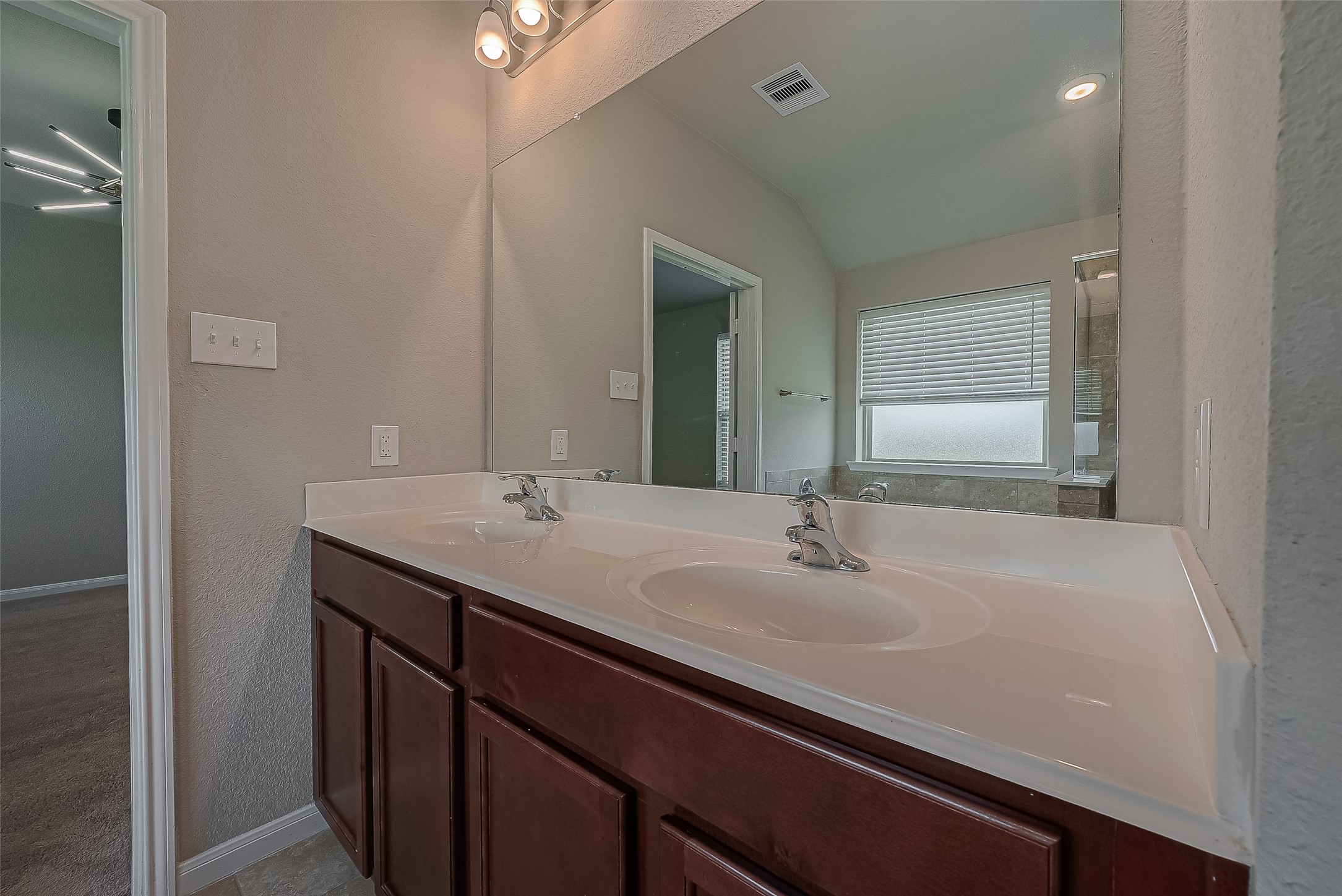 21514 Autumn Summit Street Property Photo 21