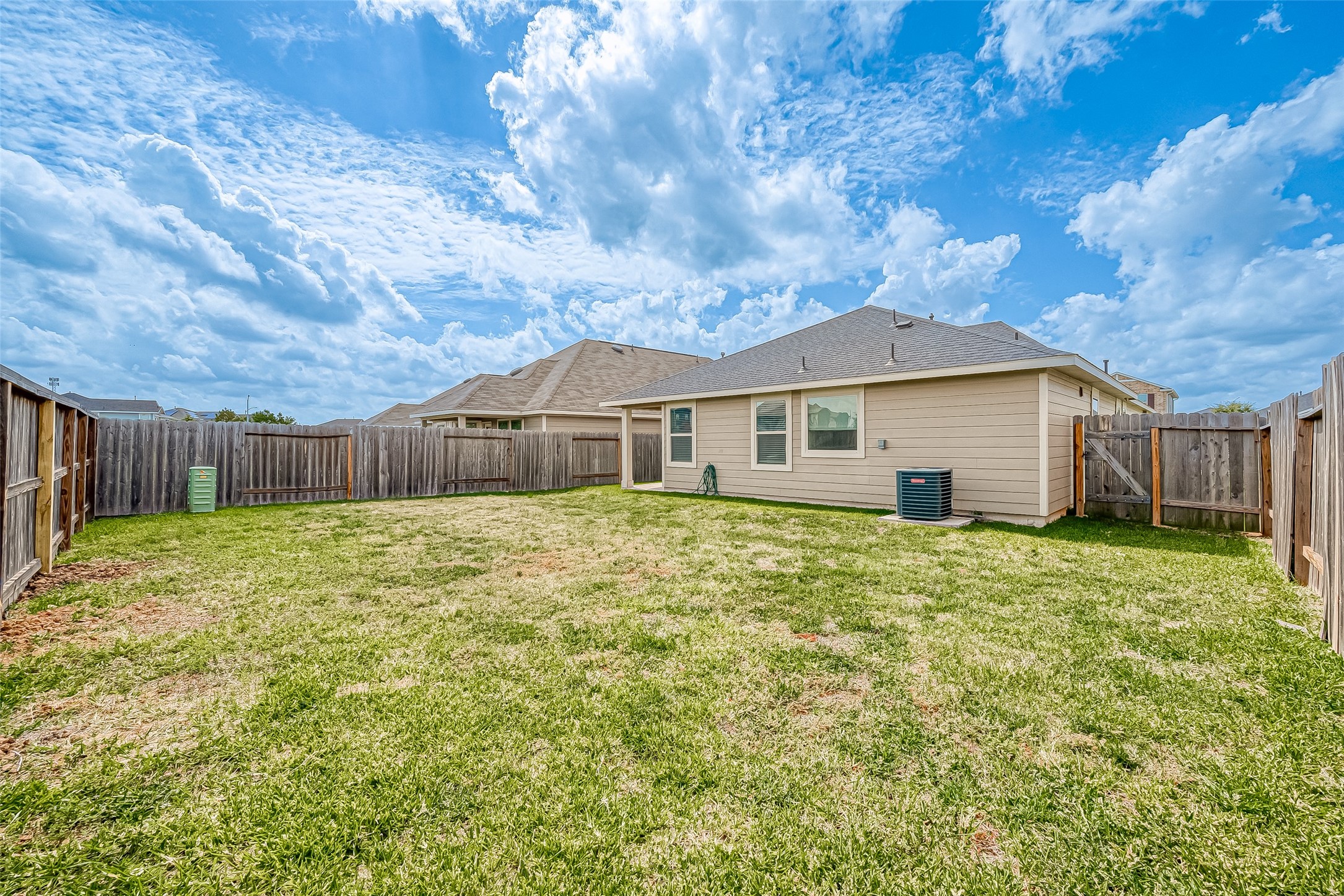 21514 Autumn Summit Street Property Photo 24