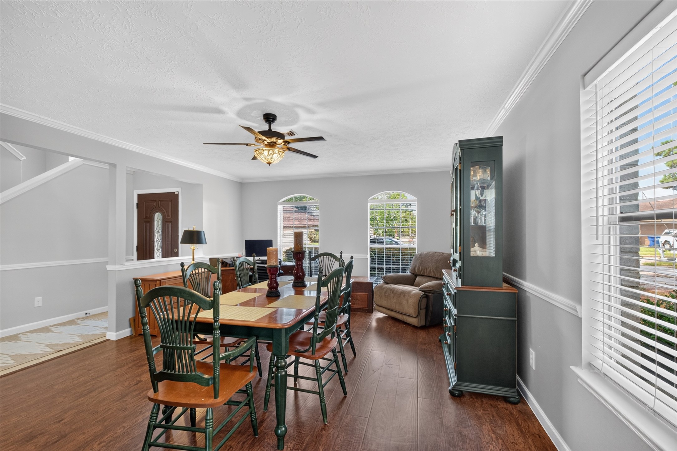 17826 Seven Pines Drive Property Photo 7