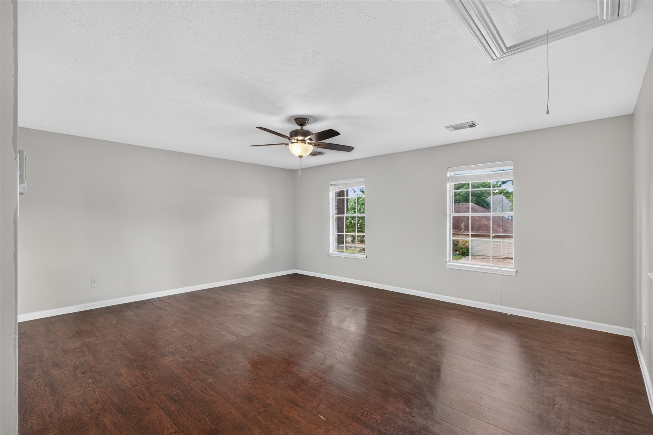 17826 Seven Pines Drive Property Photo 21
