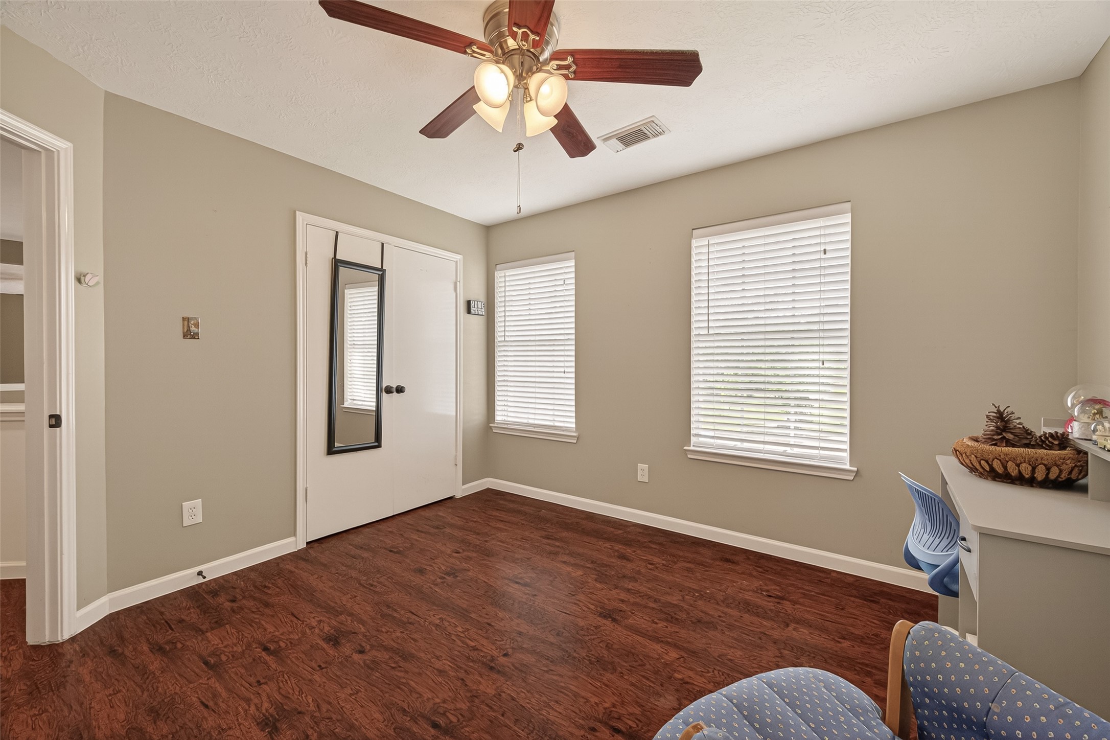 17826 Seven Pines Drive Property Photo 28