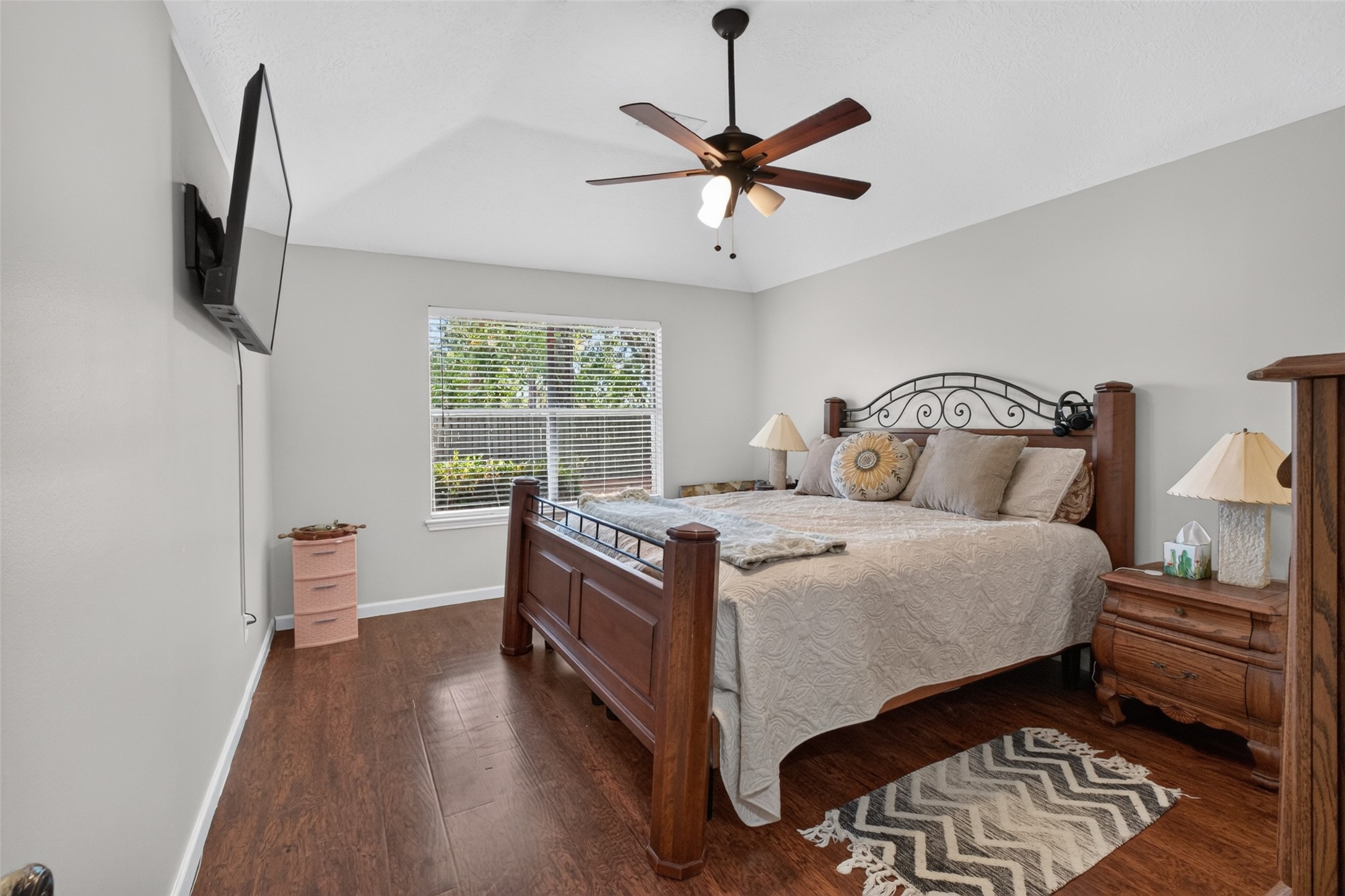 17826 Seven Pines Drive Property Photo 31