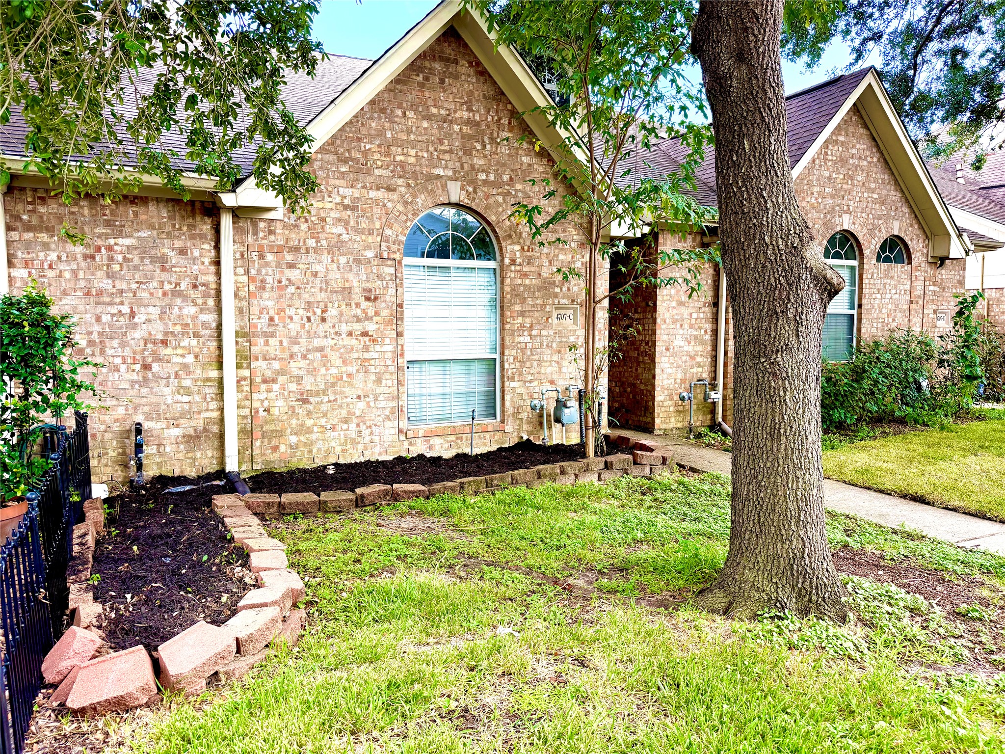 4707 Cashel Circle C Property Photo 2