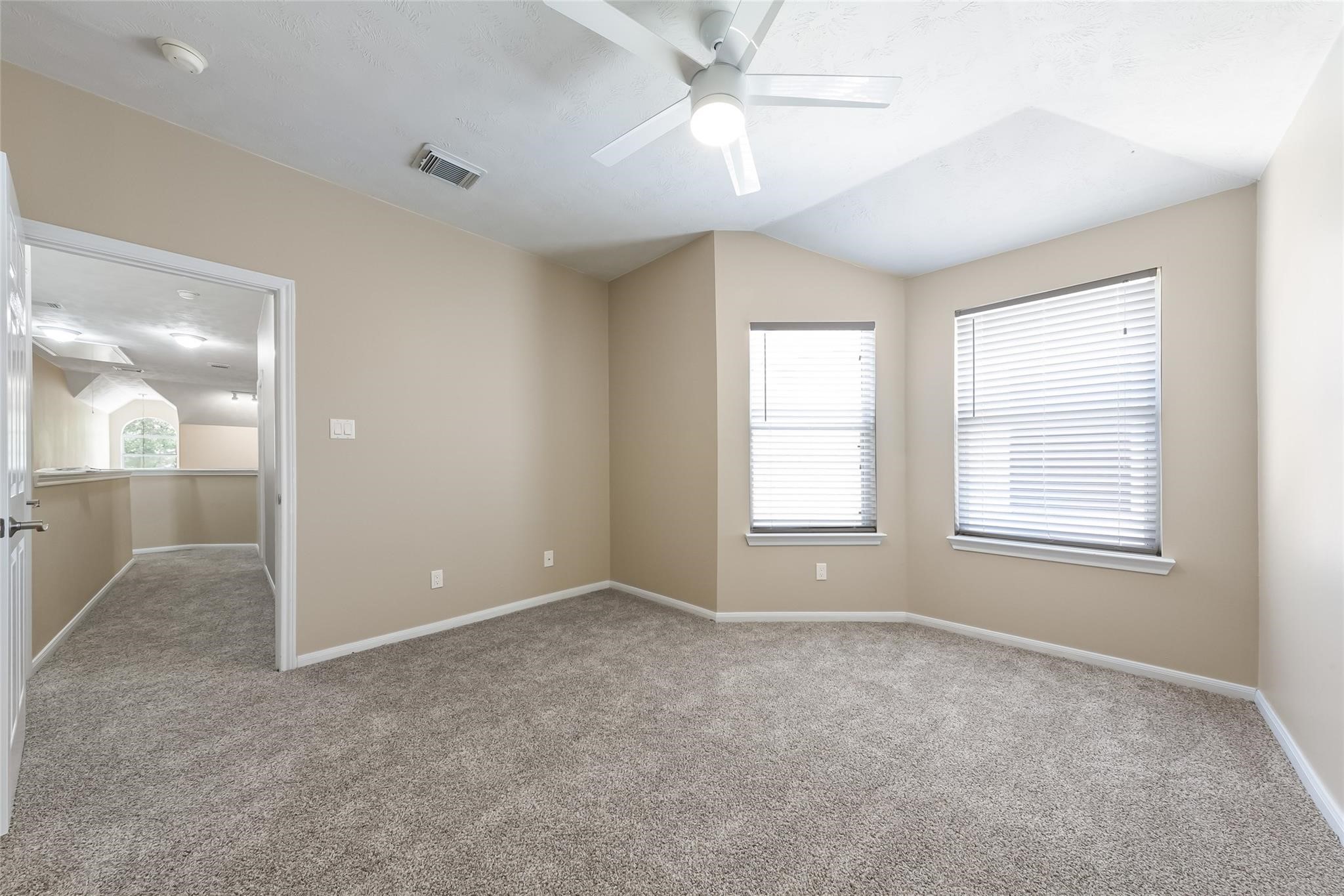 4707 Cashel Circle C Property Photo 10