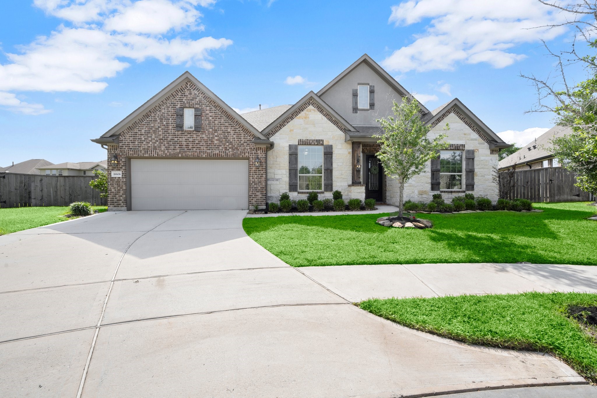 18806 Maple Hills Court Property Photo