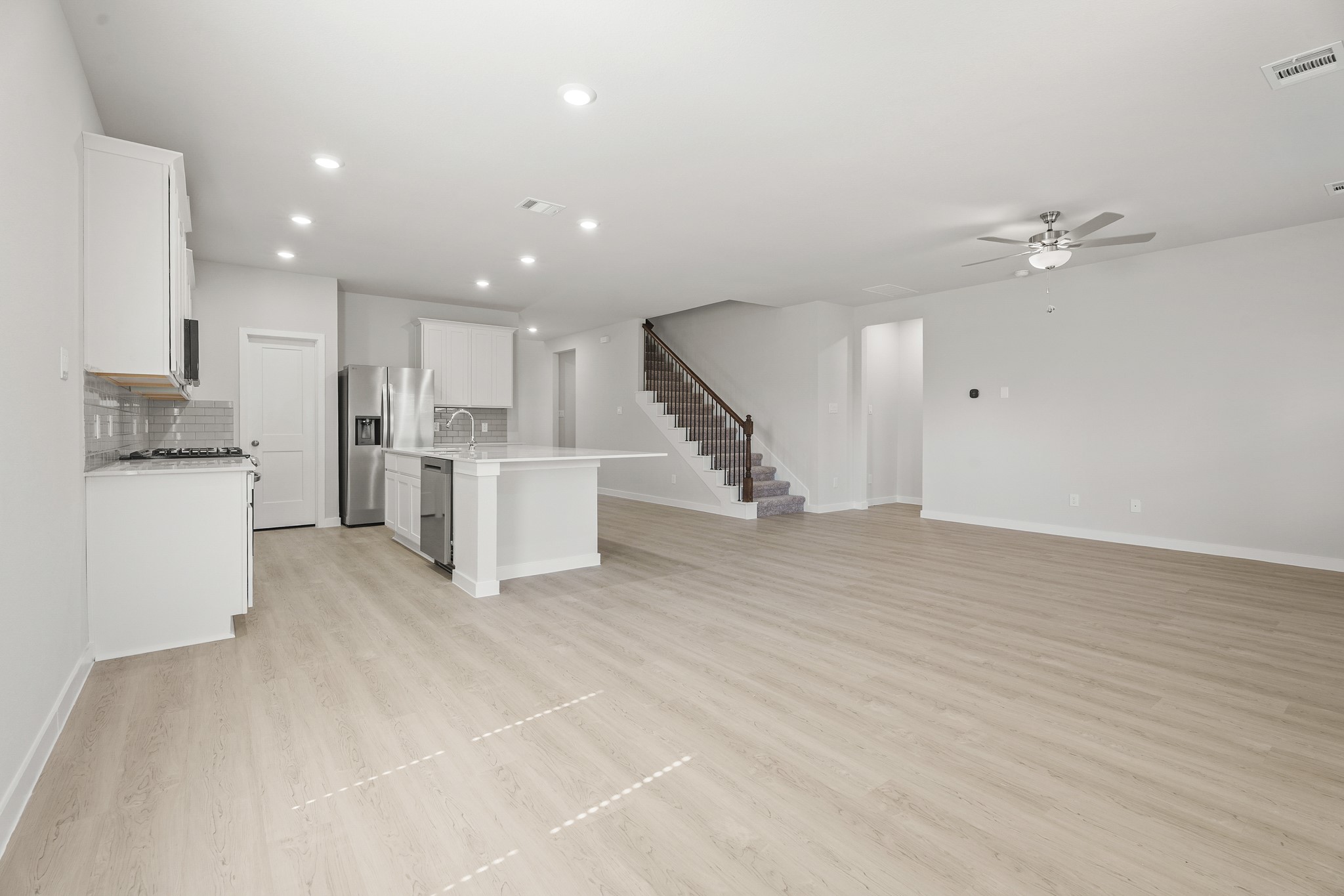 13214 Anchor Bay Drive Property Photo 11