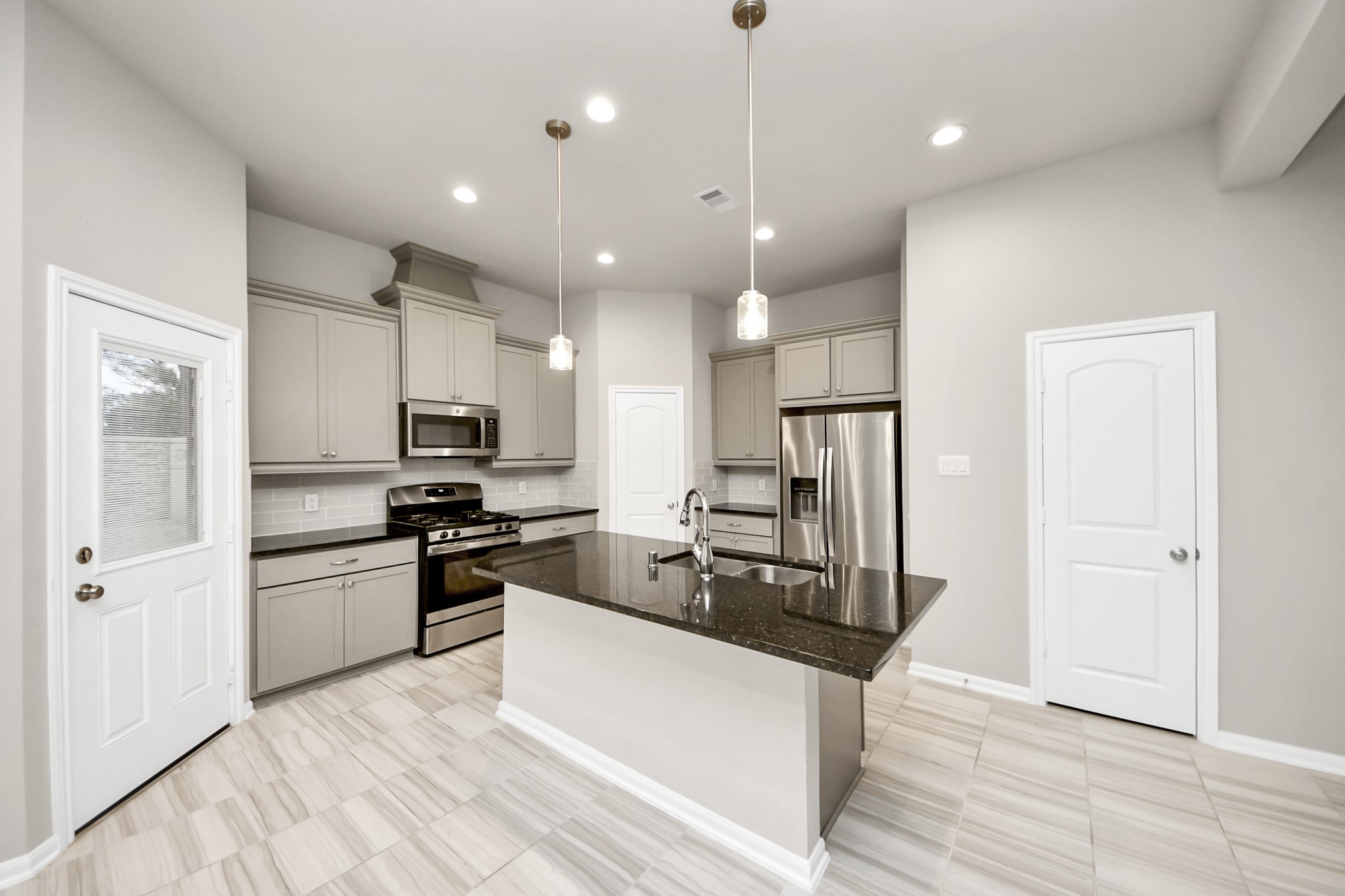 29106 Artic Brook Lane Property Photo 4