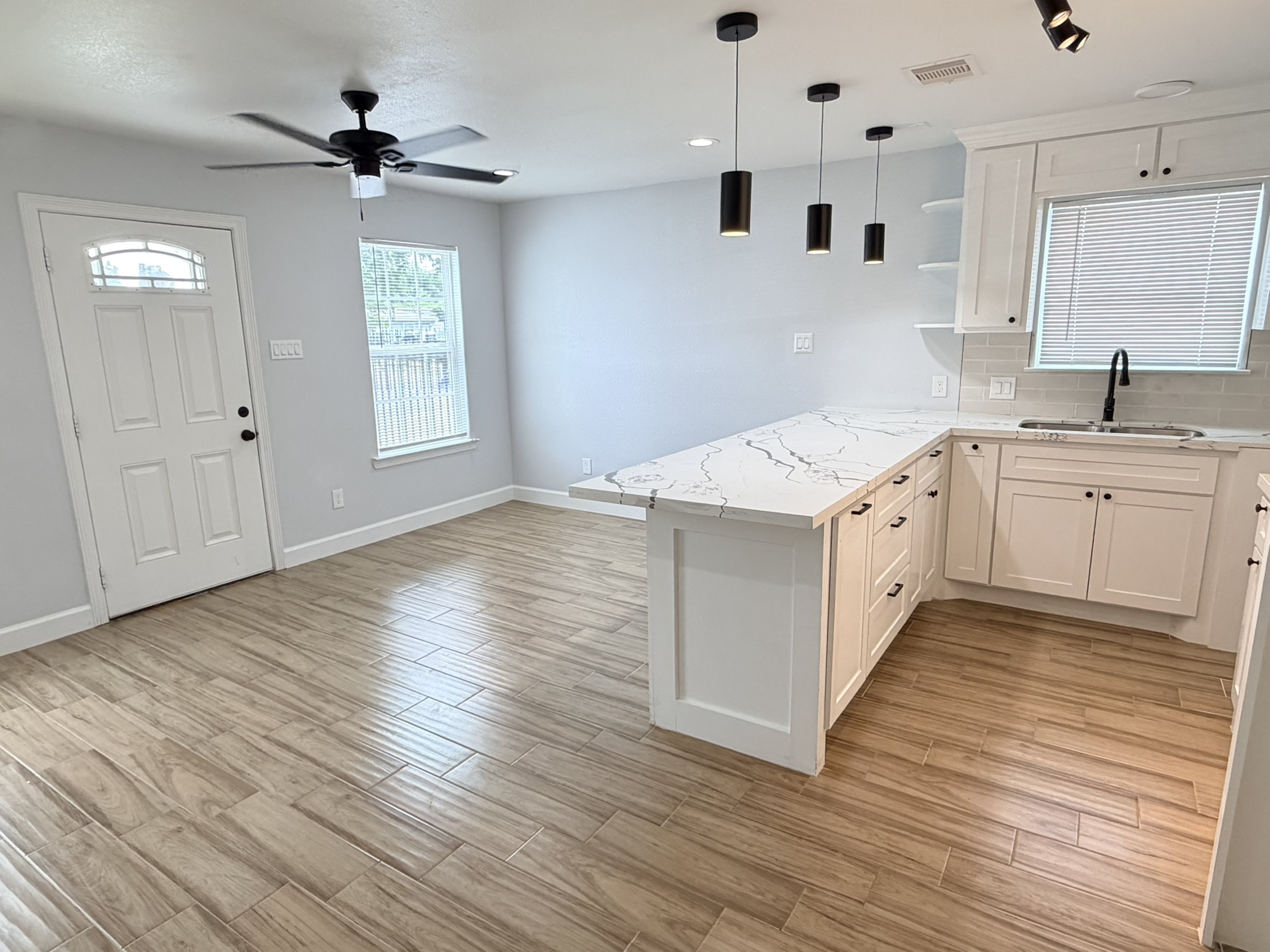12651 Powell Lane Property Photo 4