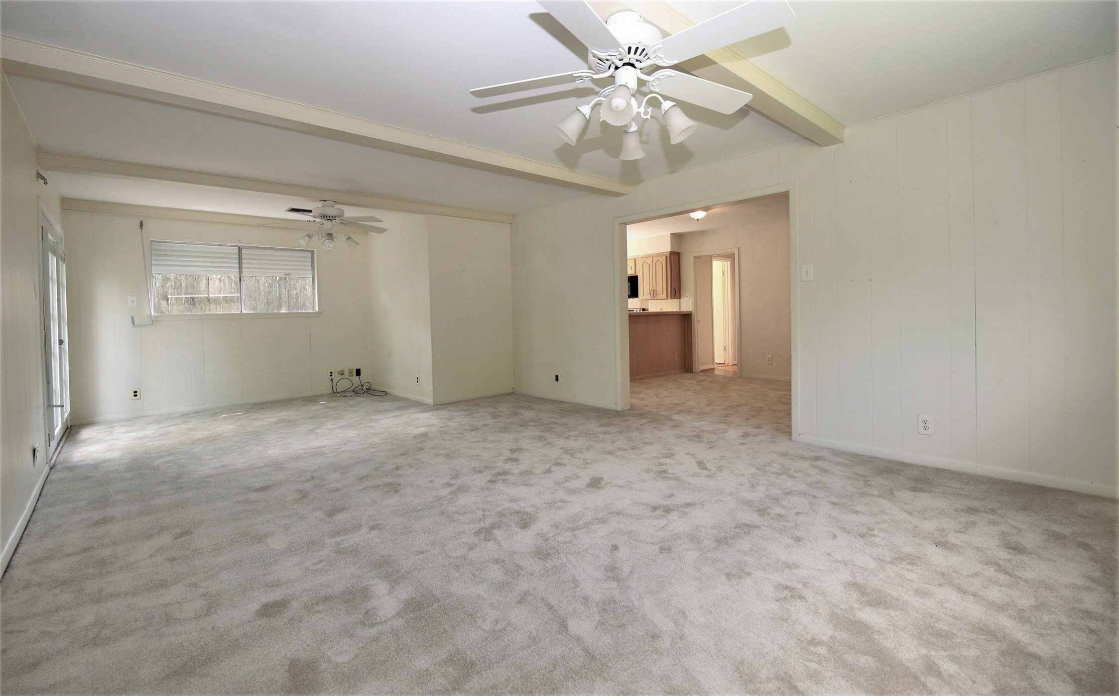 9634 Bundy Property Photo 6