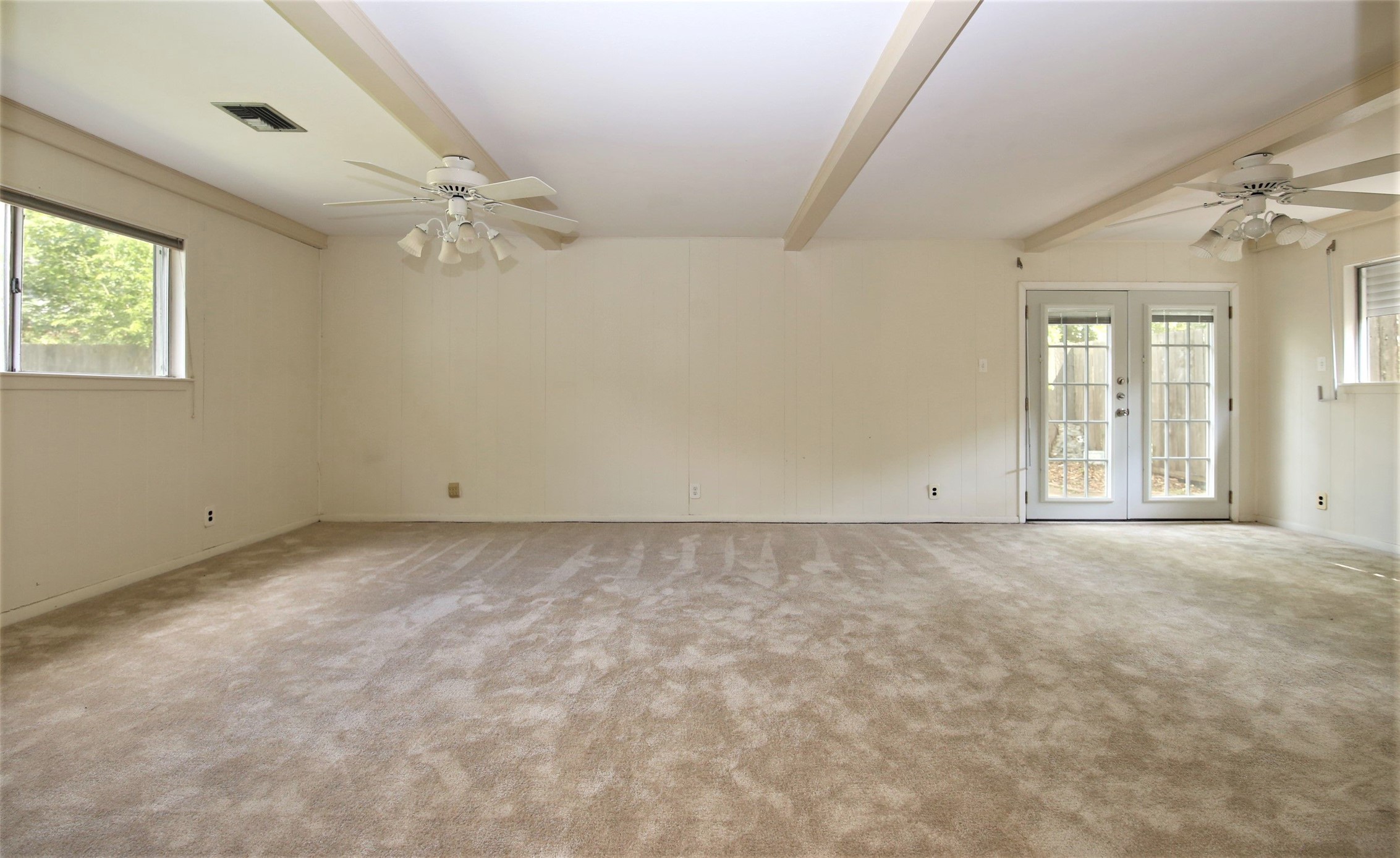 9634 Bundy Property Photo 7