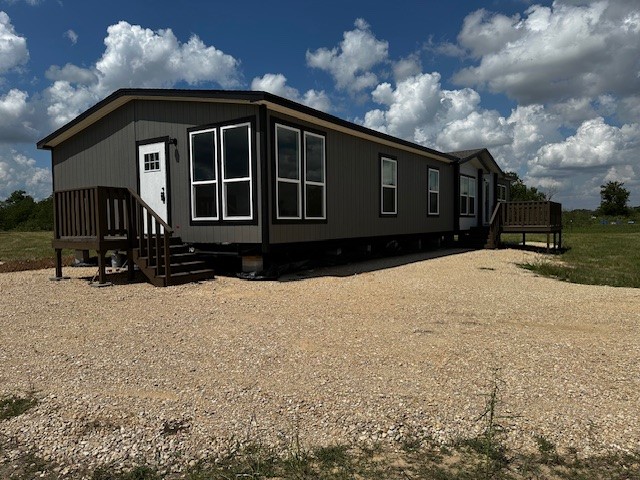 14318 Hughes Rd Property Photo 4