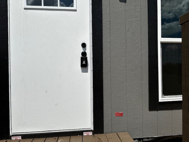 14318 Hughes Rd Property Photo 6