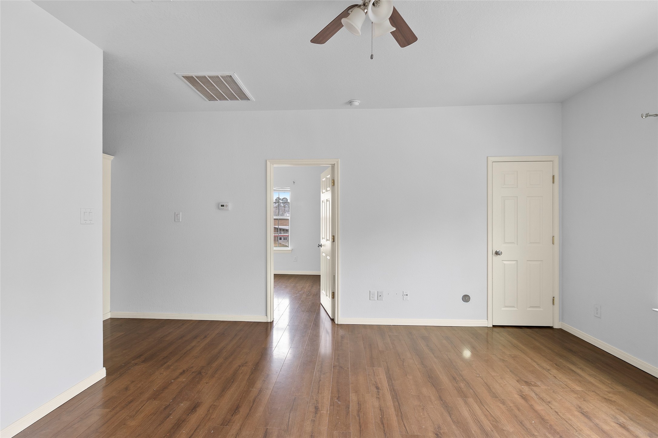 409 Beto St 5 Property Photo 6