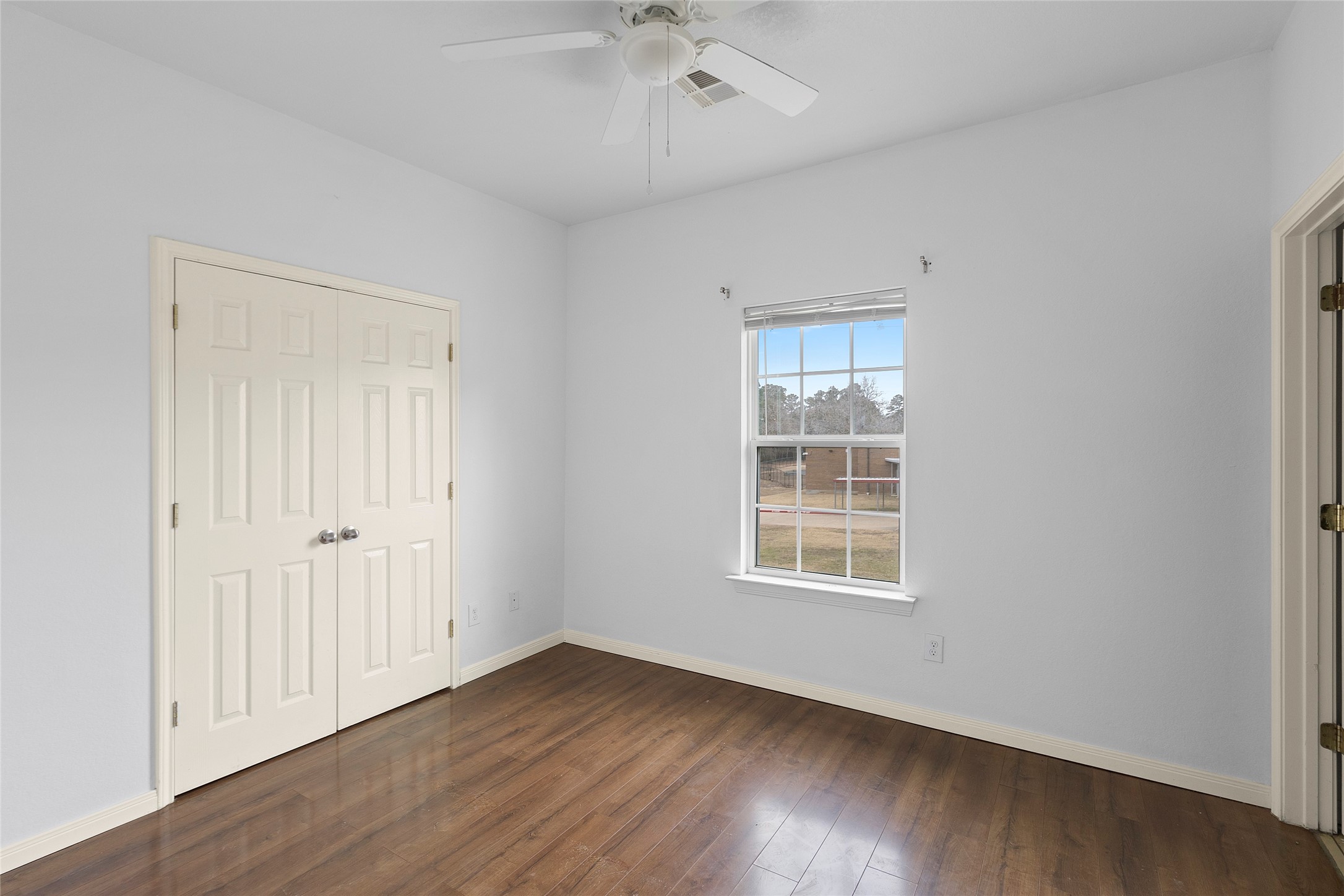 409 Beto St 5 Property Photo 8