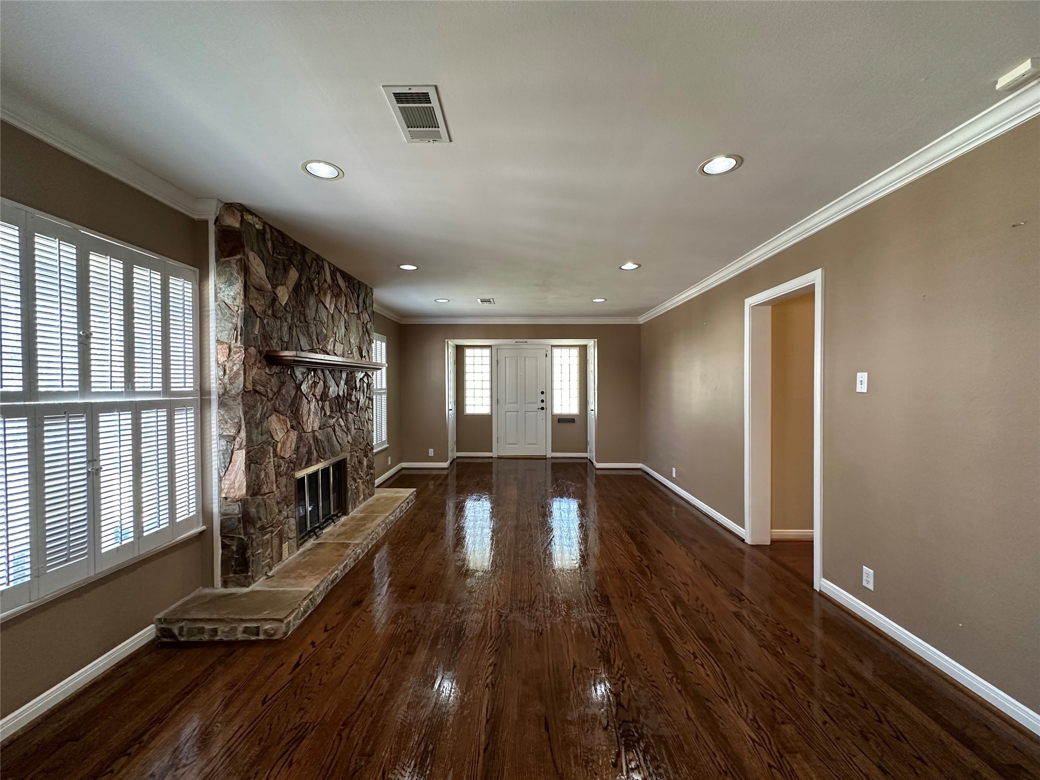 3923 Purdue Street Property Photo 5
