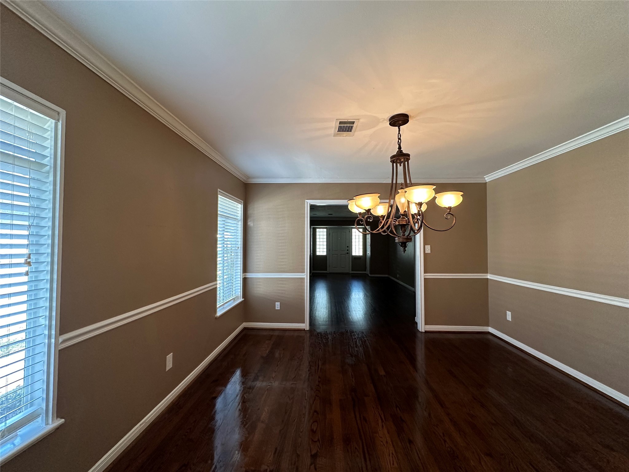3923 Purdue Street Property Photo 6