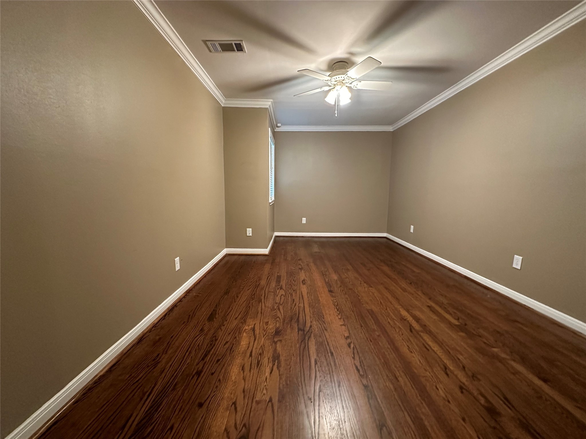 3923 Purdue Street Property Photo 24