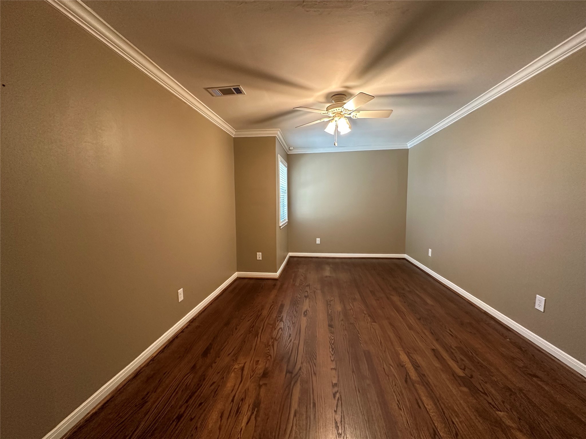 3923 Purdue Street Property Photo 25
