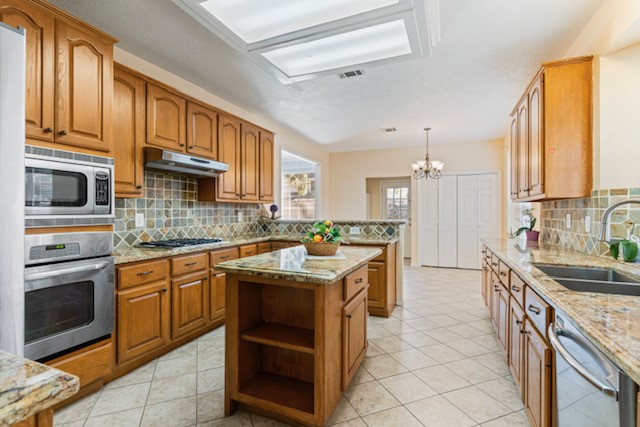 6419 Sutter Park Lane Property Photo 8