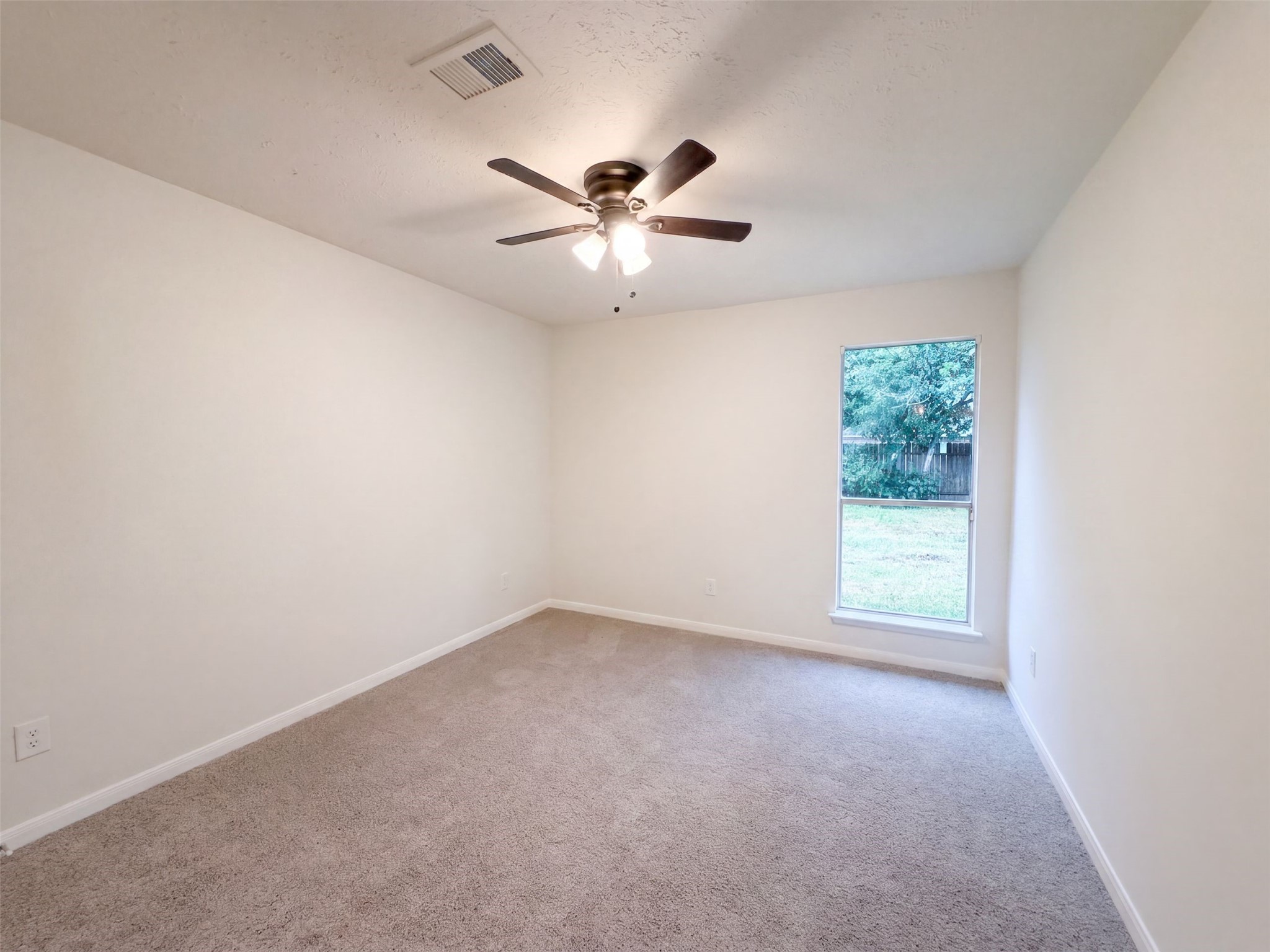 19414 Winding Branch Drive Property Photo 11