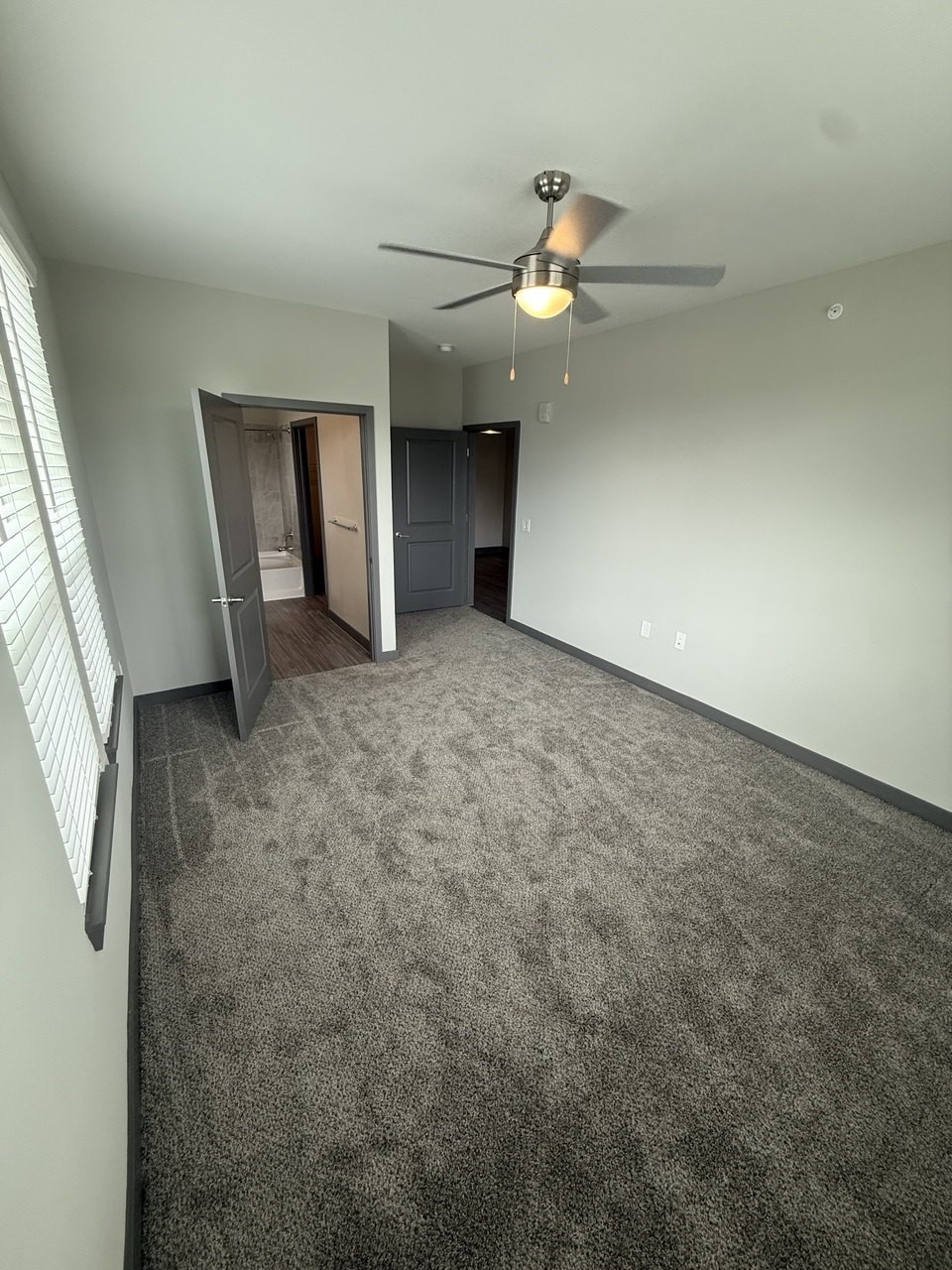 17448 N Eldridge Parkway 4302 Property Photo 7