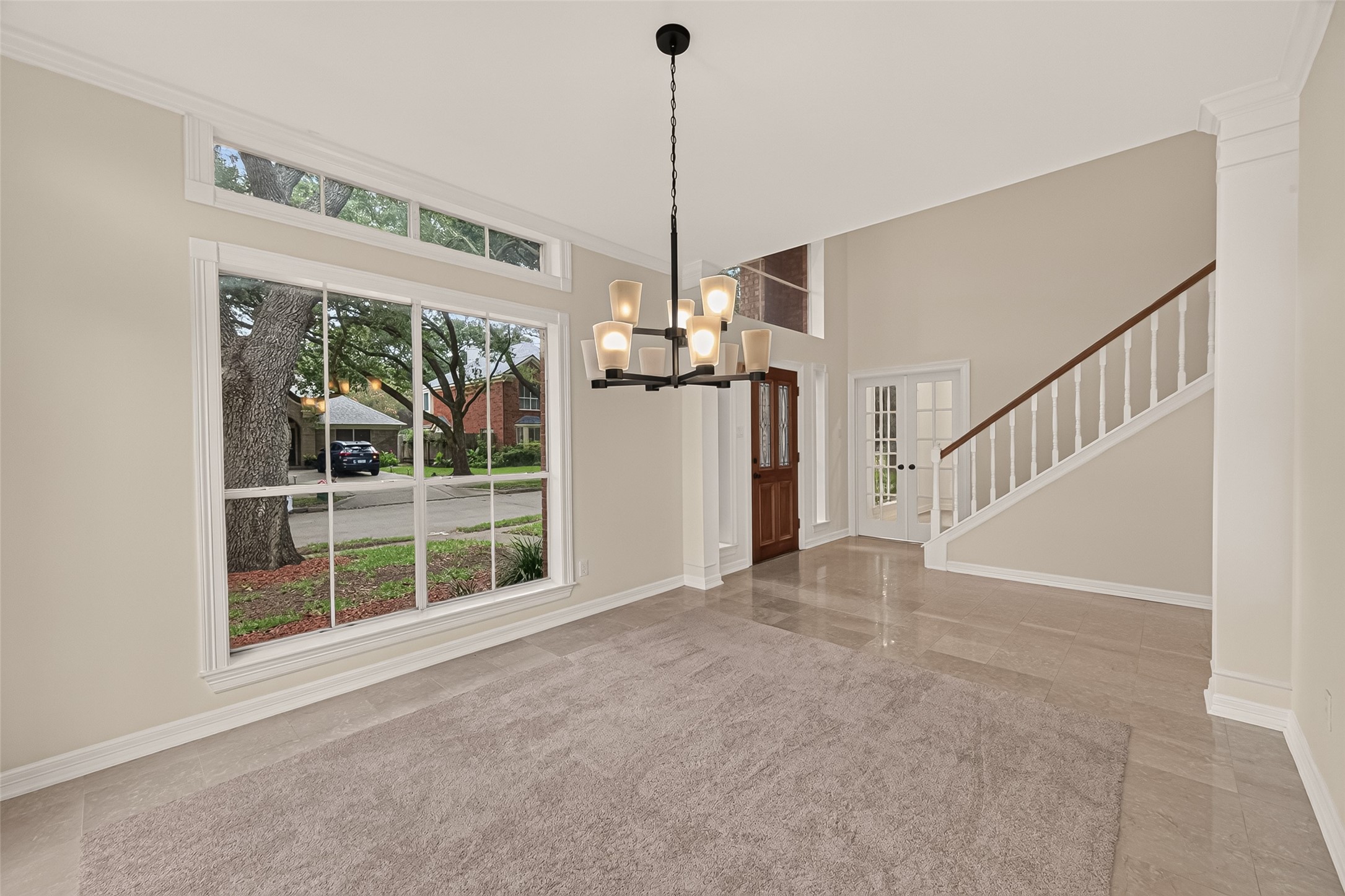 14139 Swallowfield Drive Property Photo 10