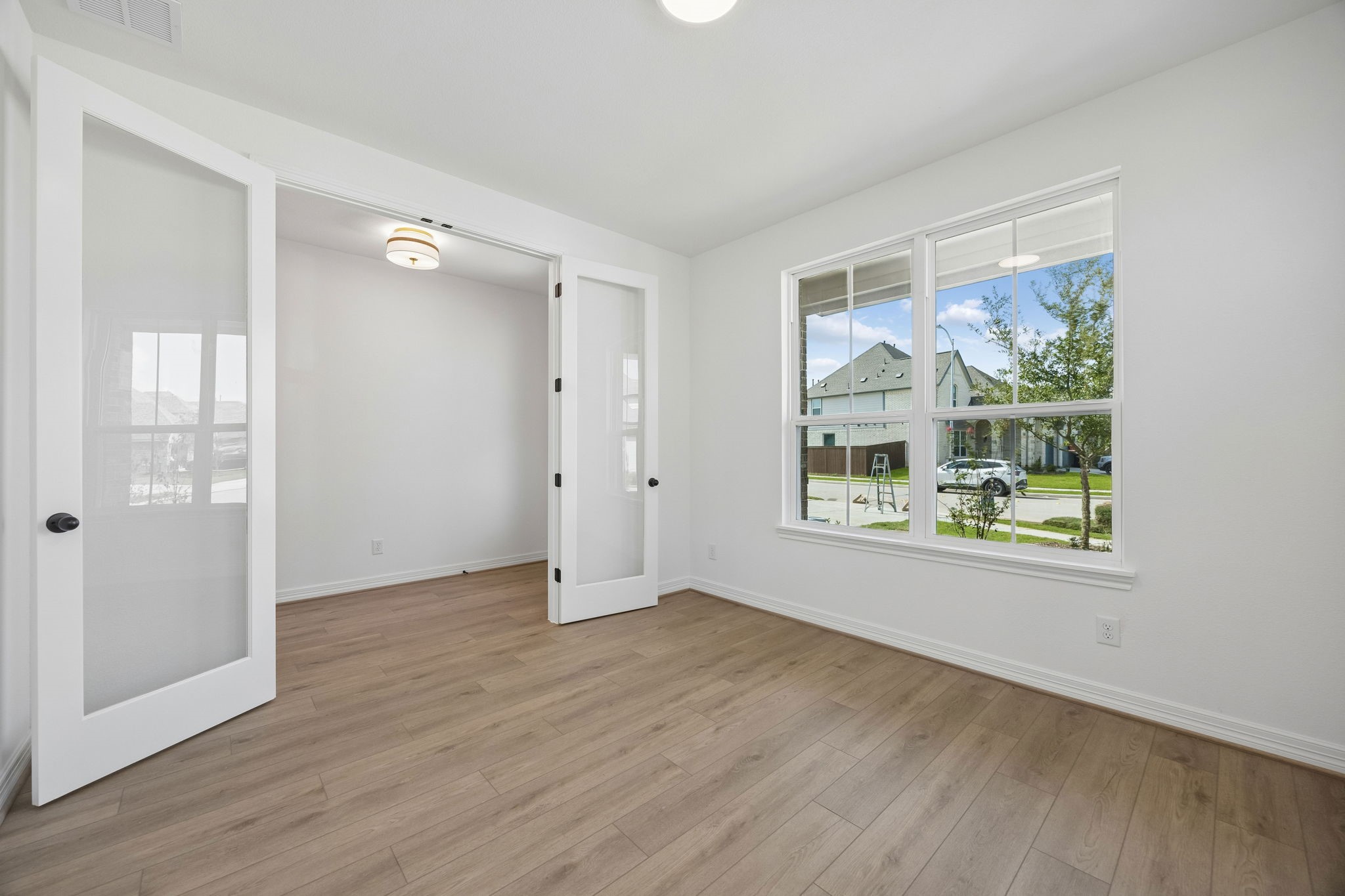 507 Selaura Drive Property Photo 16