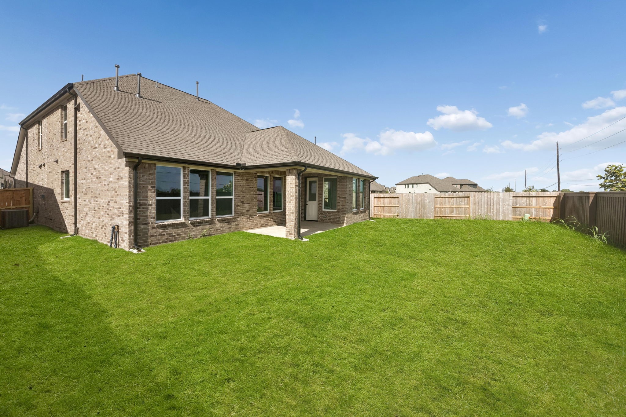 507 Selaura Drive Property Photo 28