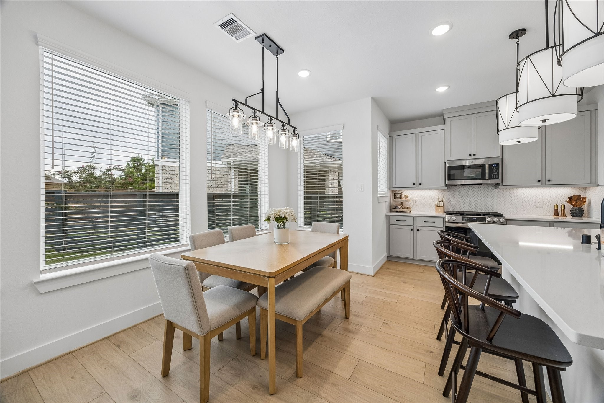 18711 Spicewood Canyon Trail Property Photo 8