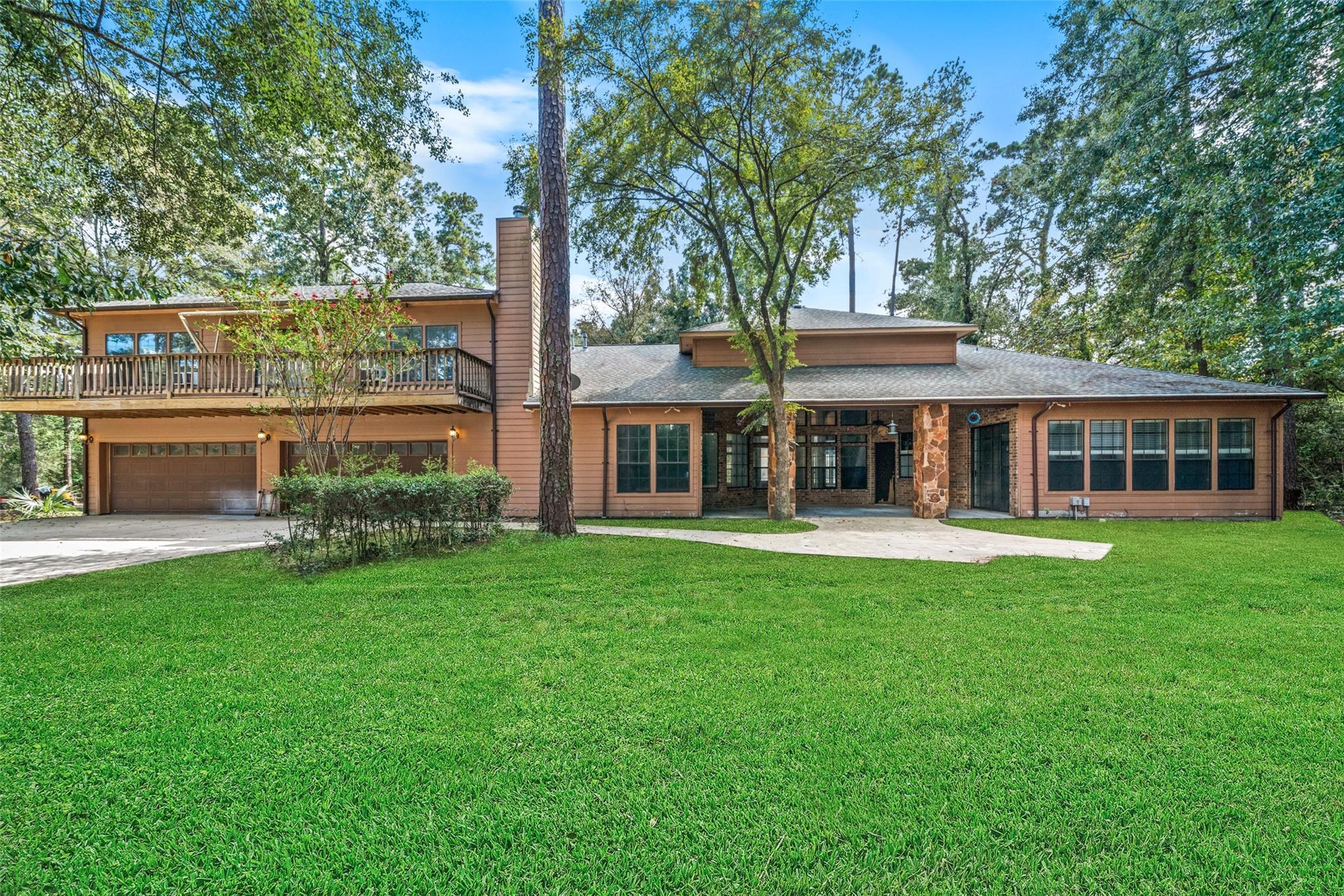 10331 Happy Trail Property Photo 3