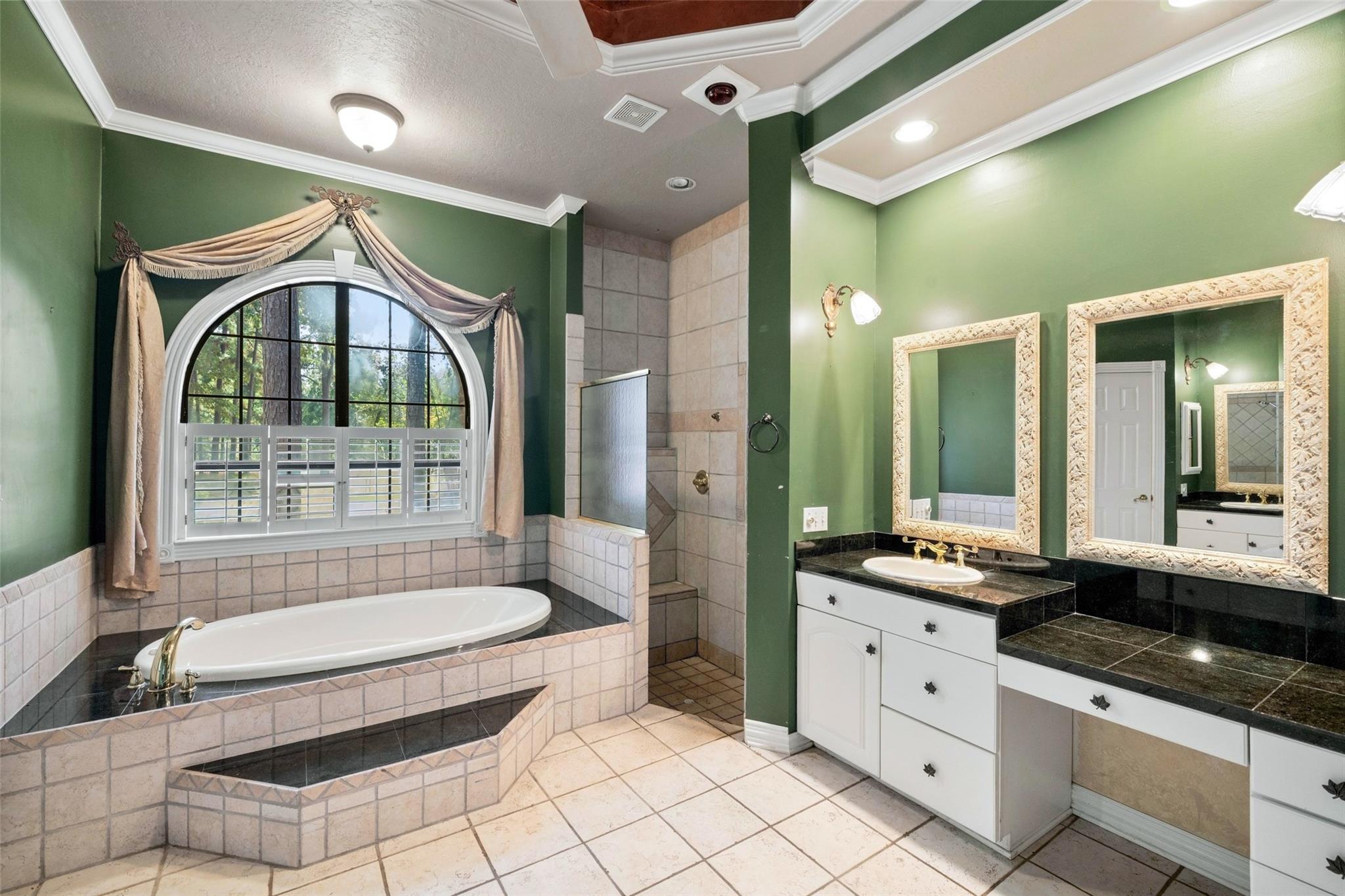 10331 Happy Trail Property Photo 10