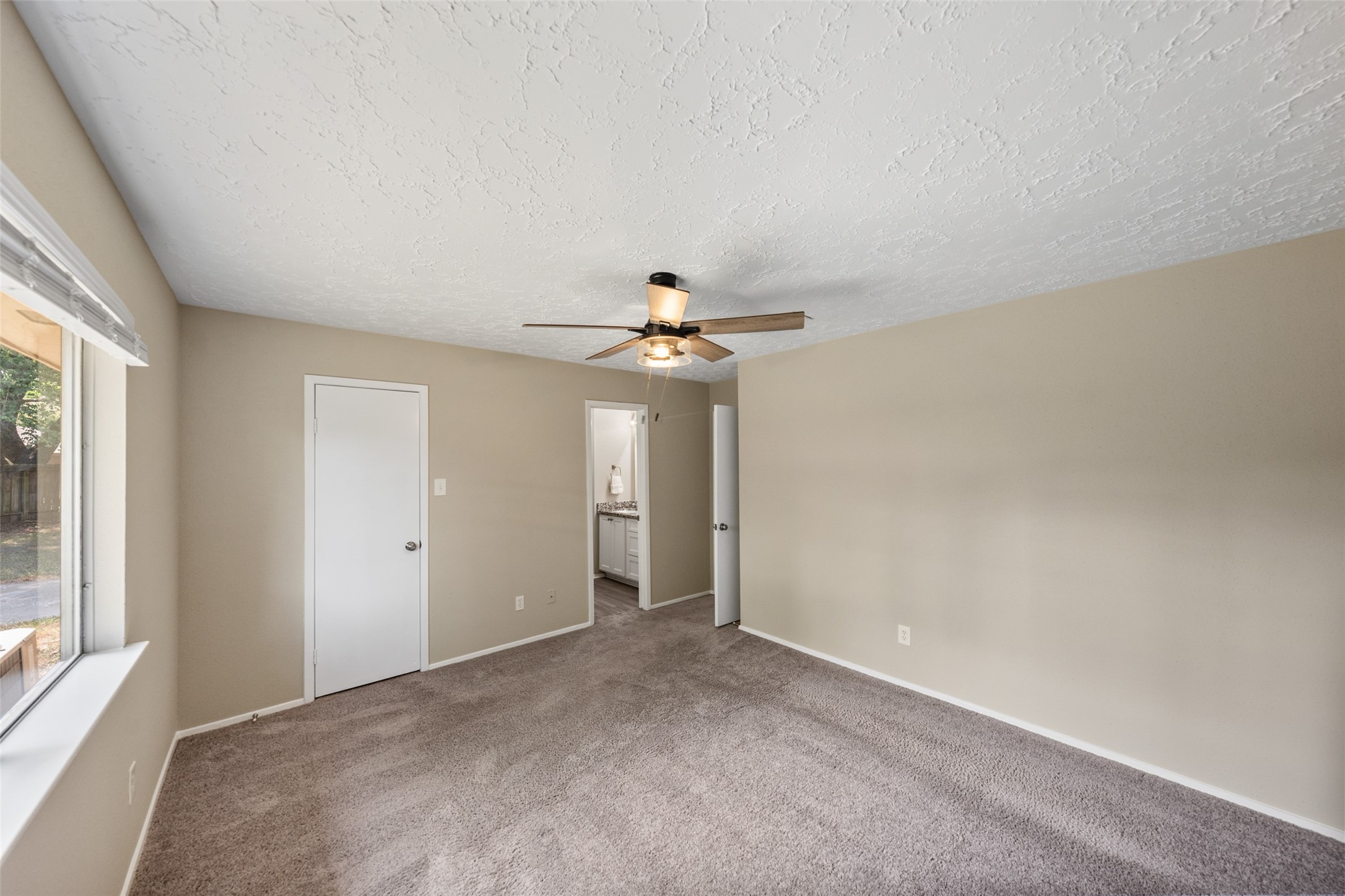 21018 Verdecove Lane Property Photo 14