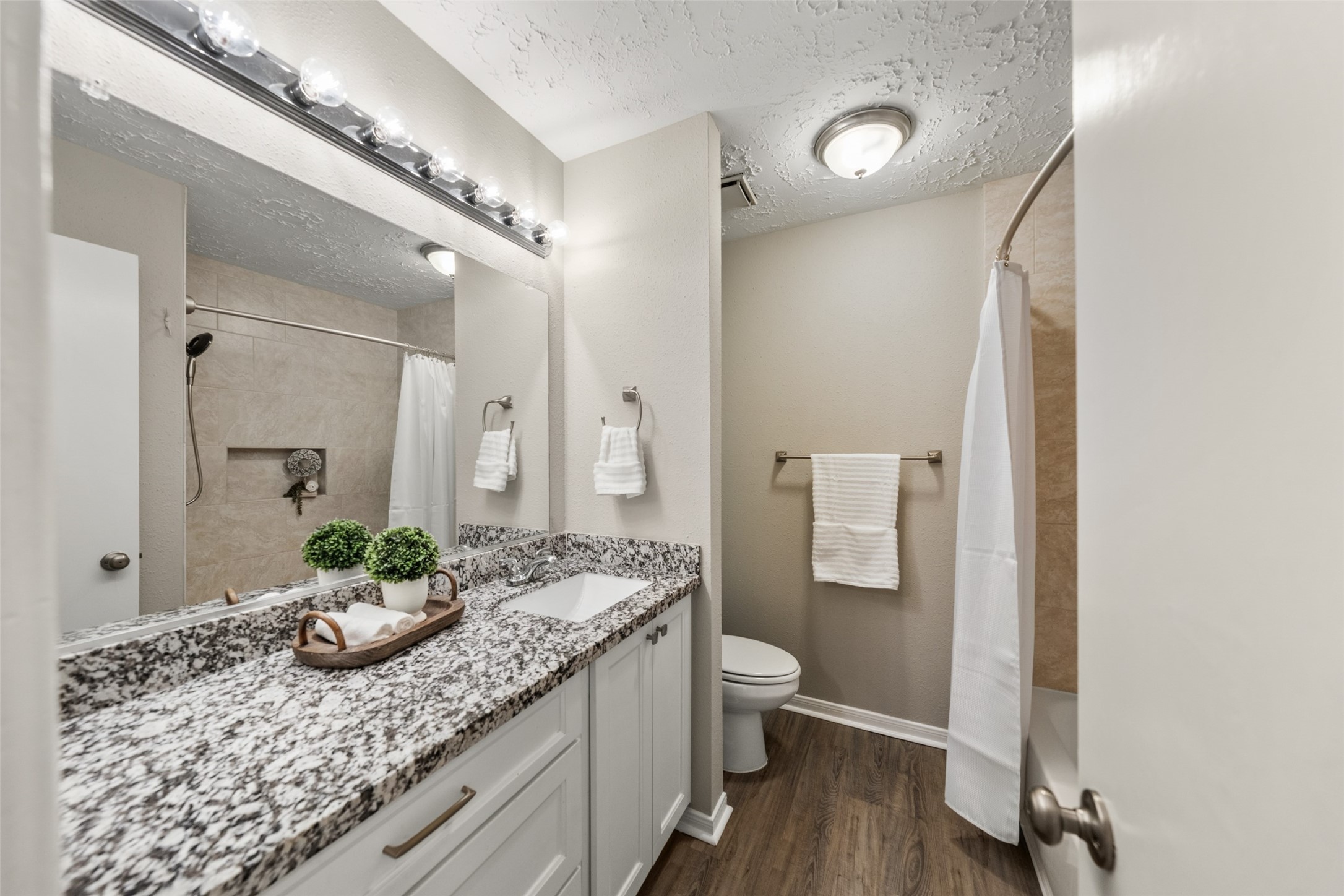 21018 Verdecove Lane Property Photo 19