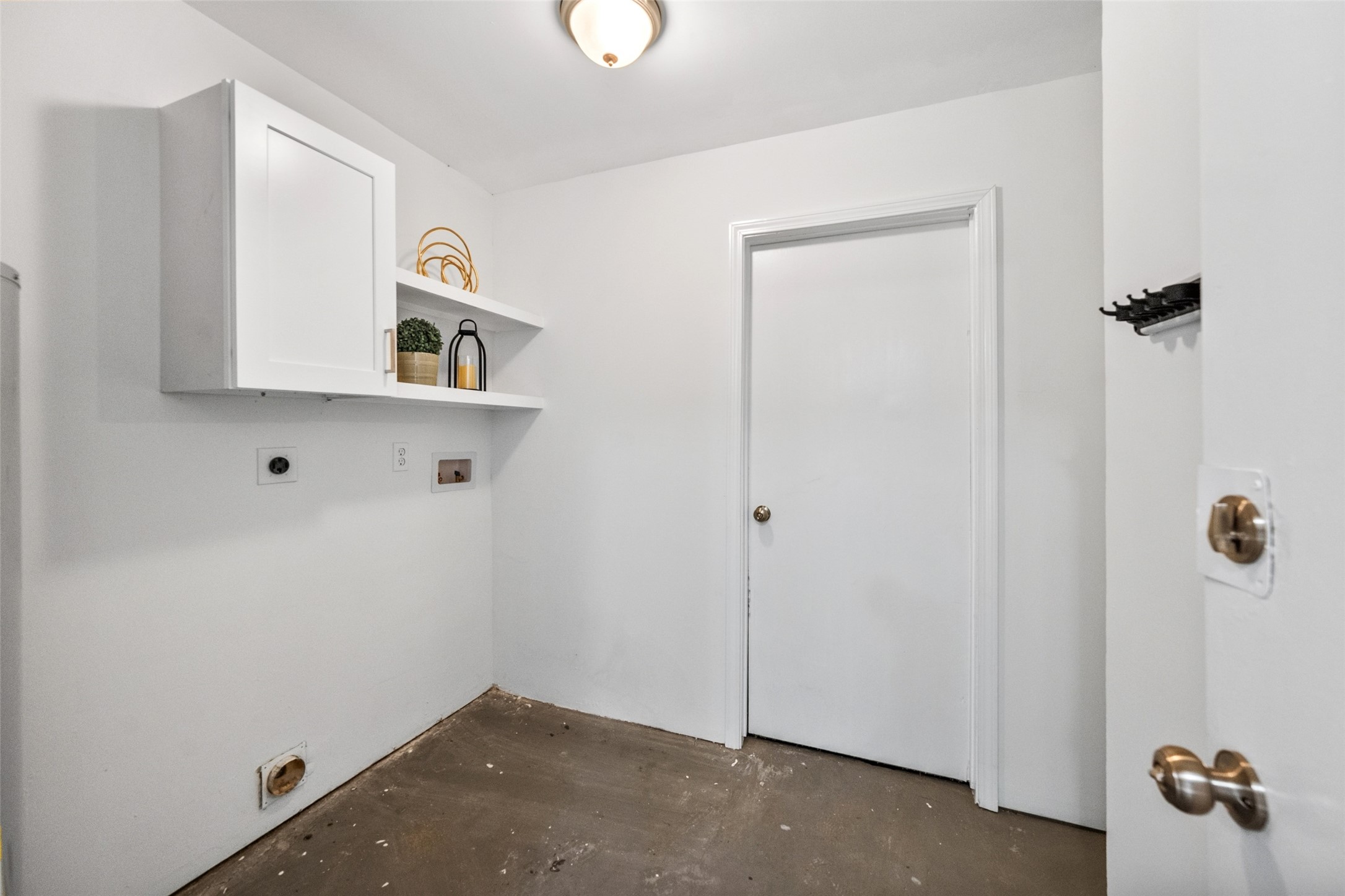 21018 Verdecove Lane Property Photo 21