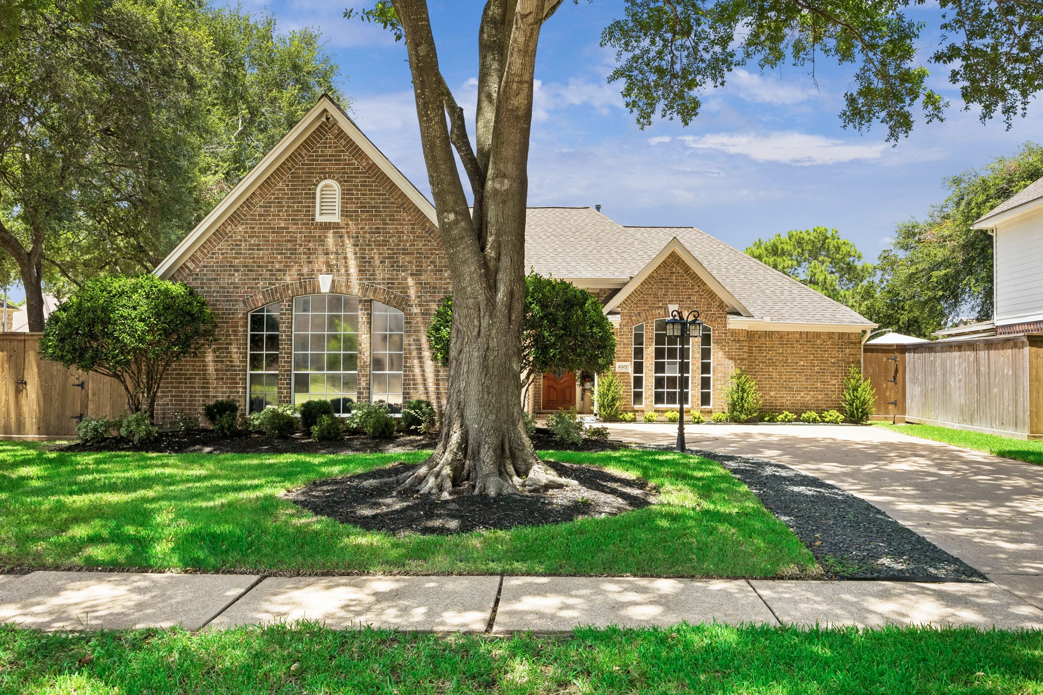6407 Avenel Drive Property Photo