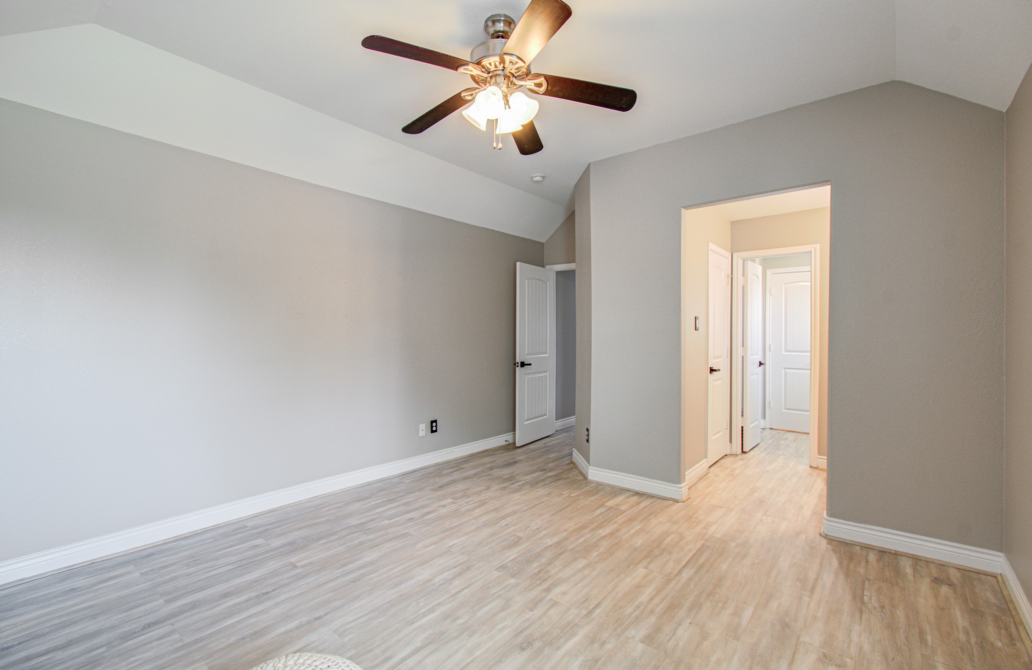 24503 Rossmore Hill Court Property Photo 36