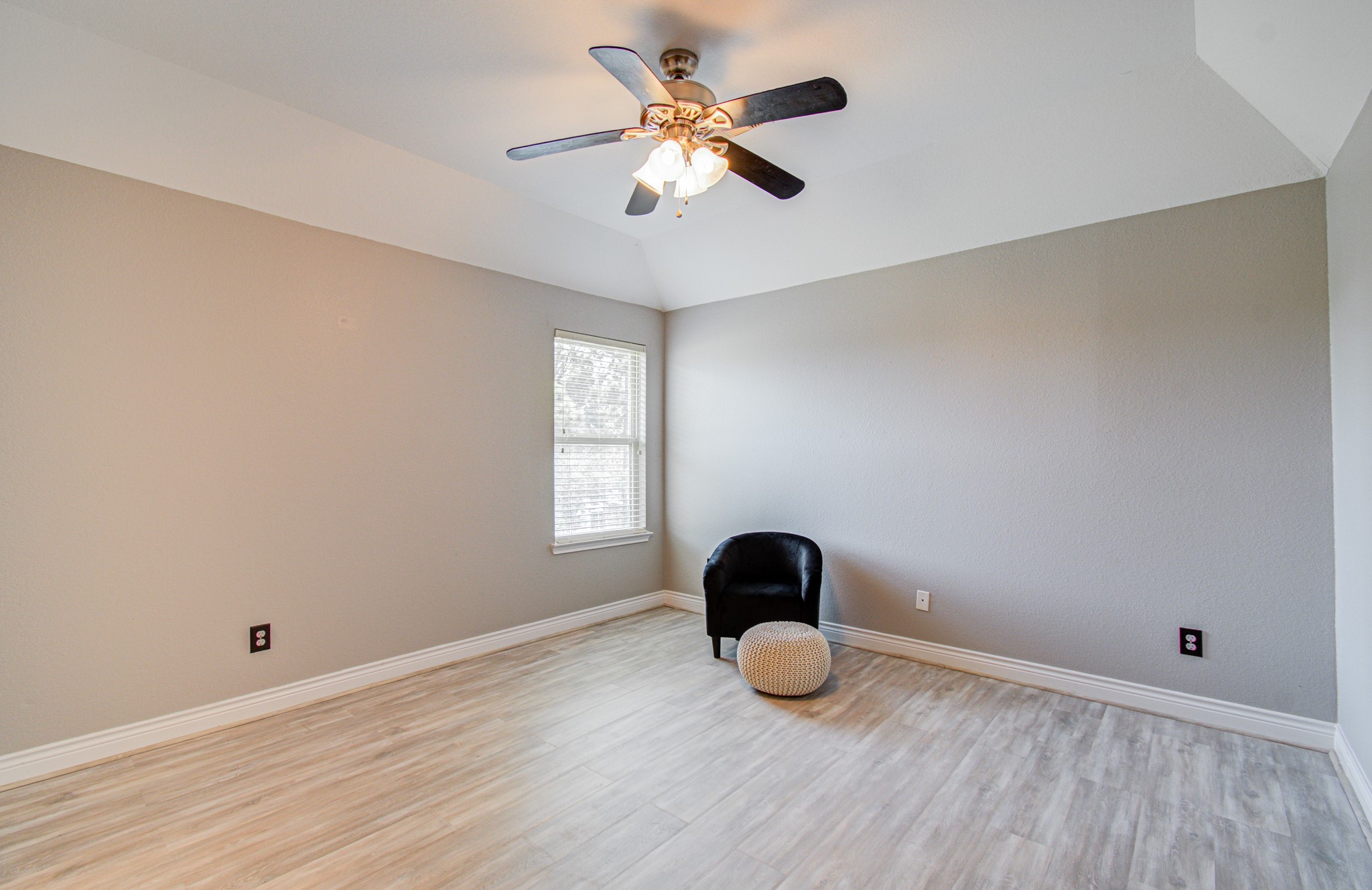 24503 Rossmore Hill Court Property Photo 37